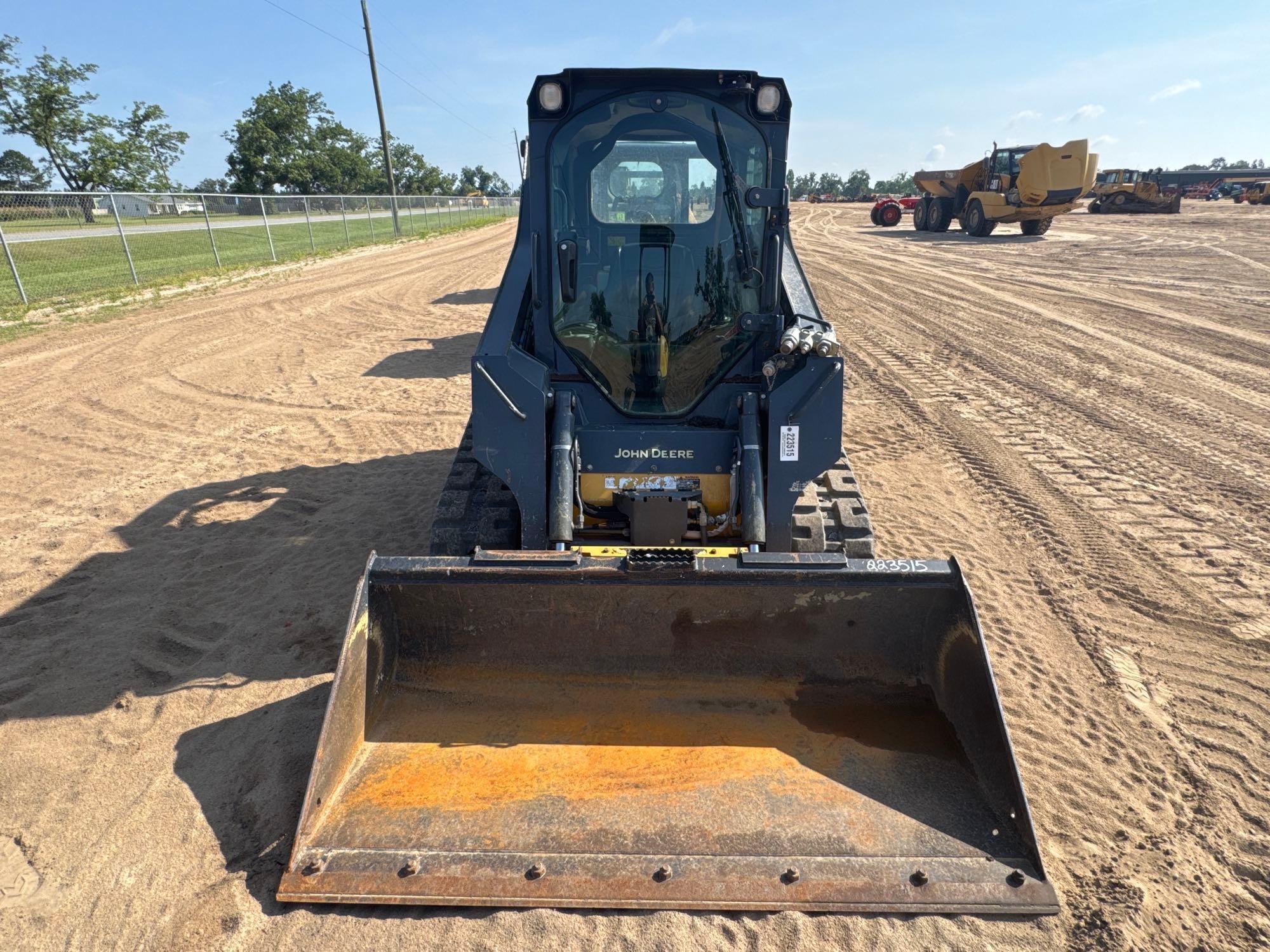 2019 John Deere 317G