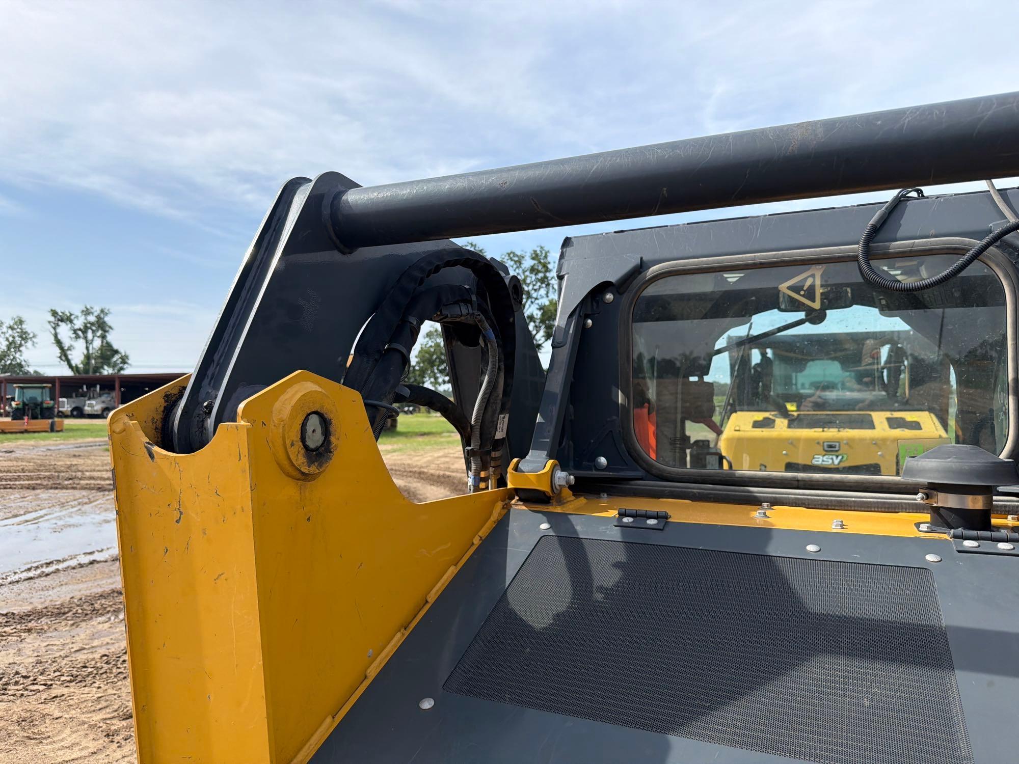 2024 John Deere 317G