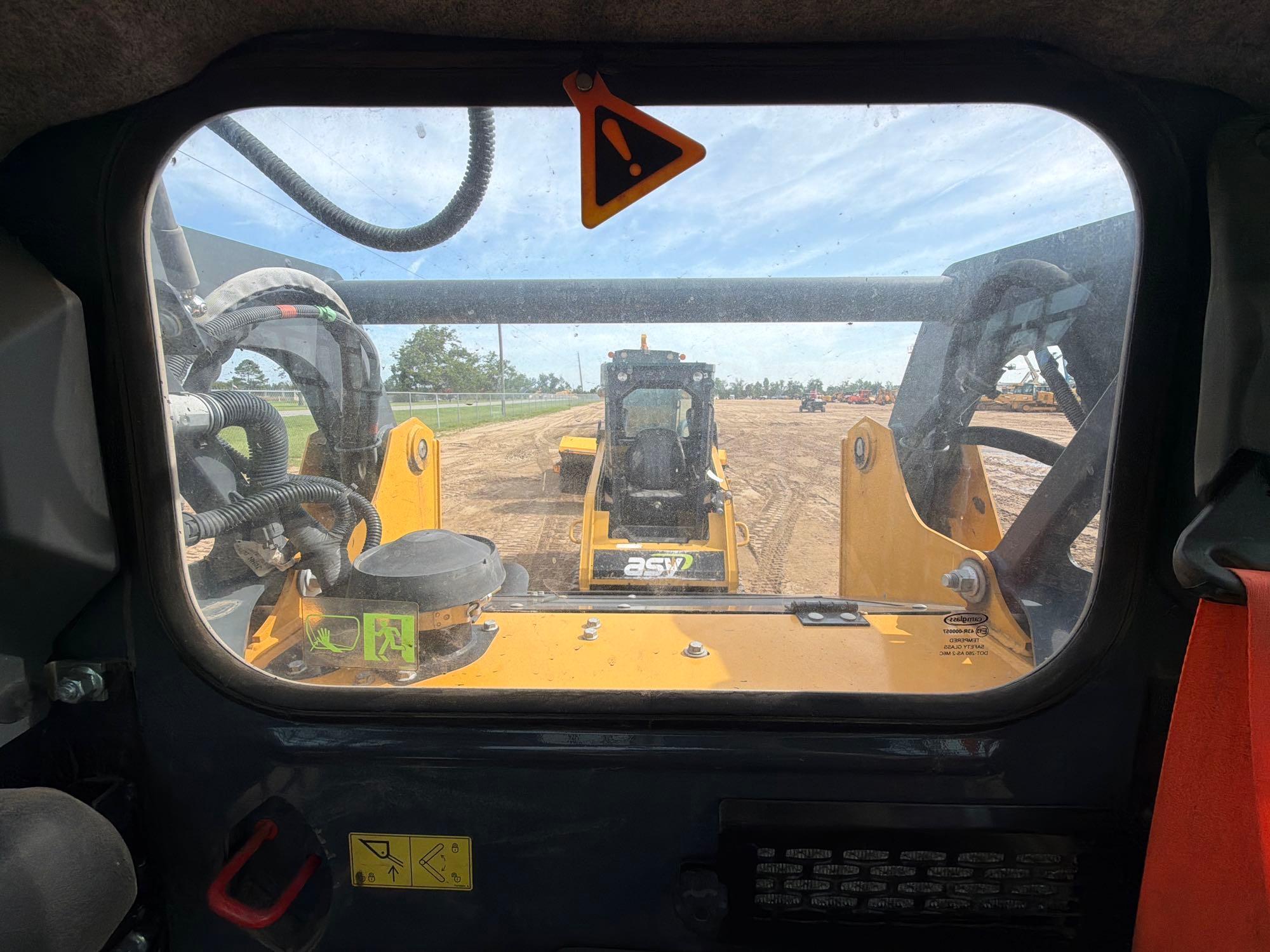2024 John Deere 317G