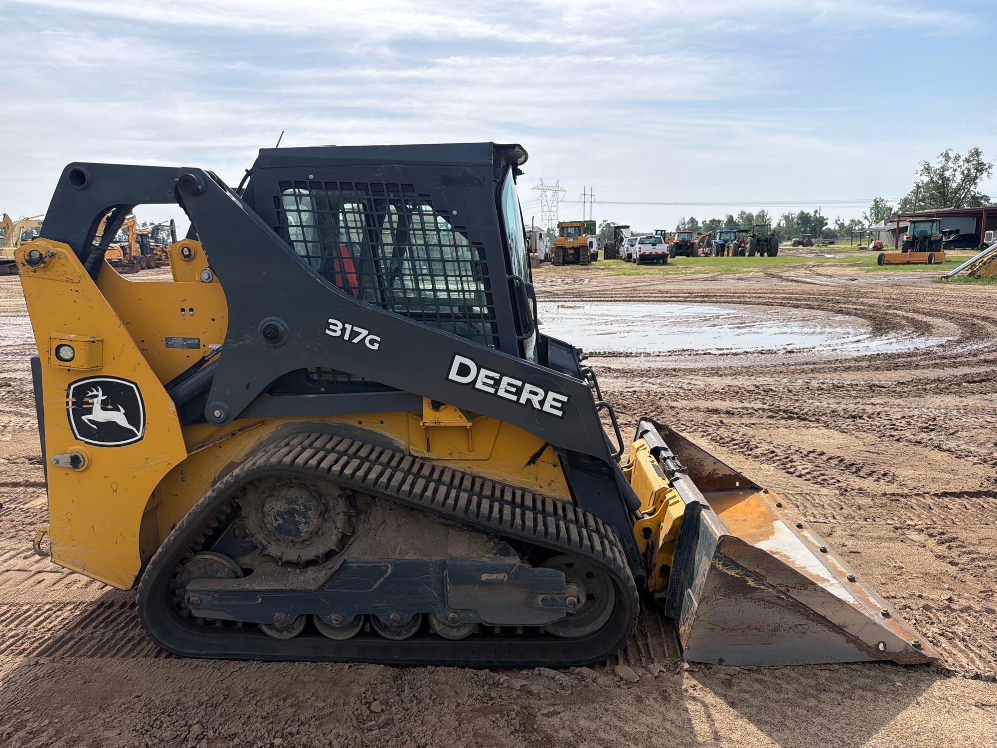 2024 John Deere 317G