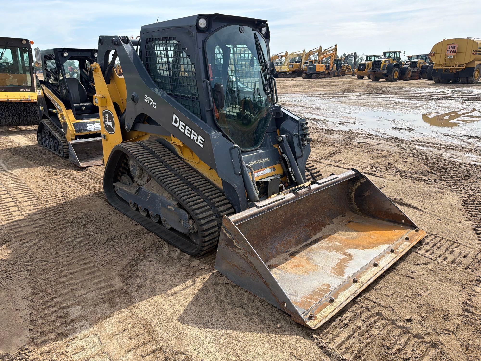 2024 John Deere 317G