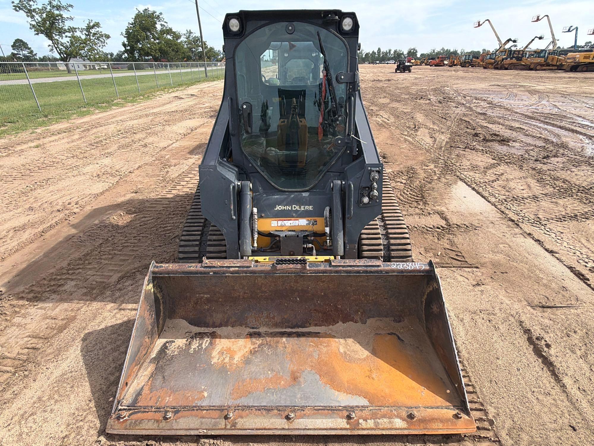 2024 John Deere 317G