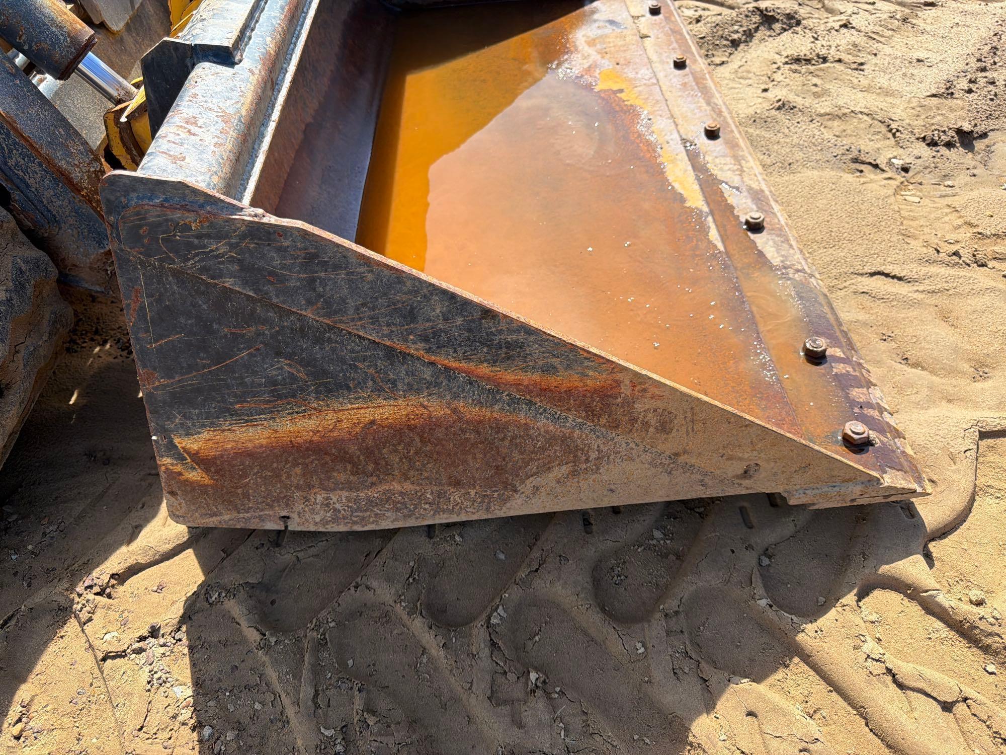 2019 John Deere 317G
