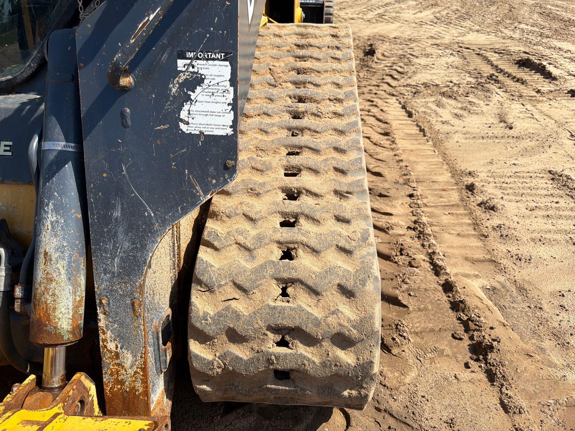 2019 John Deere 317G