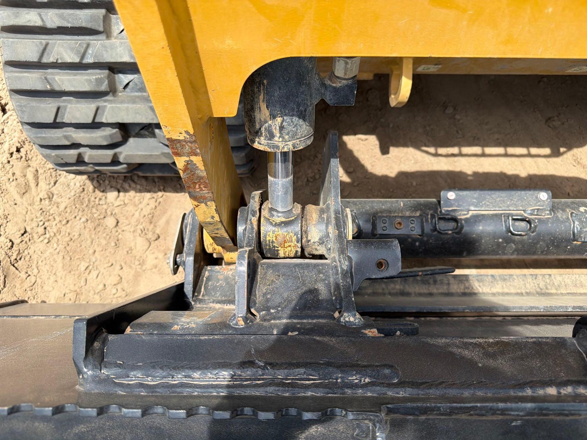 2025 Caterpillar 239D