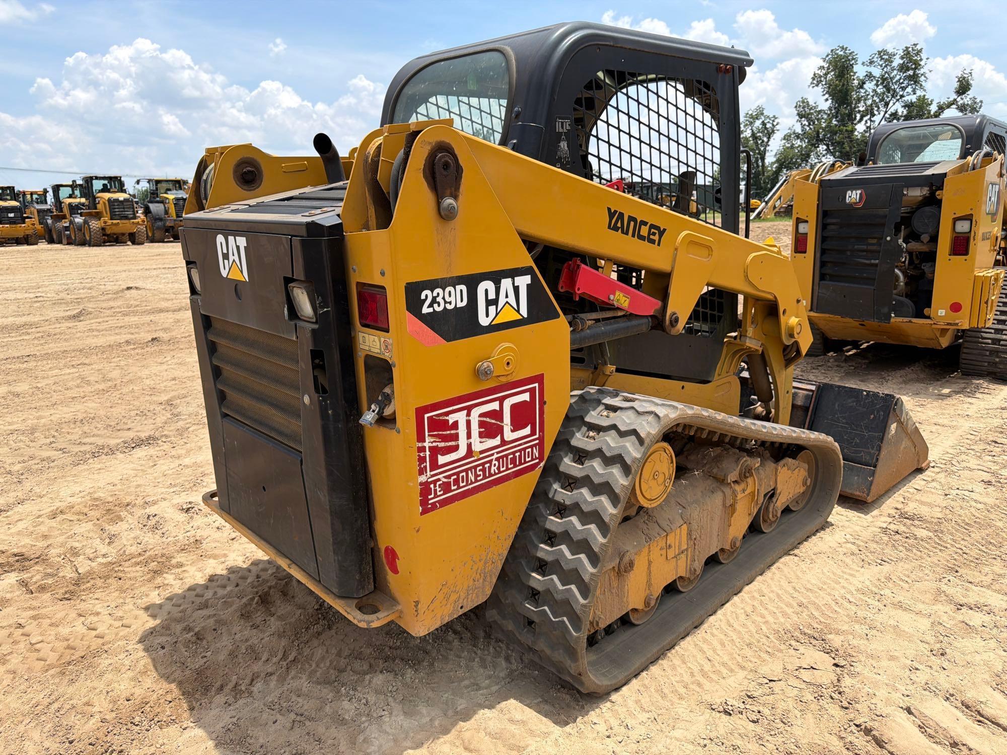 2018 Caterpillar 239D