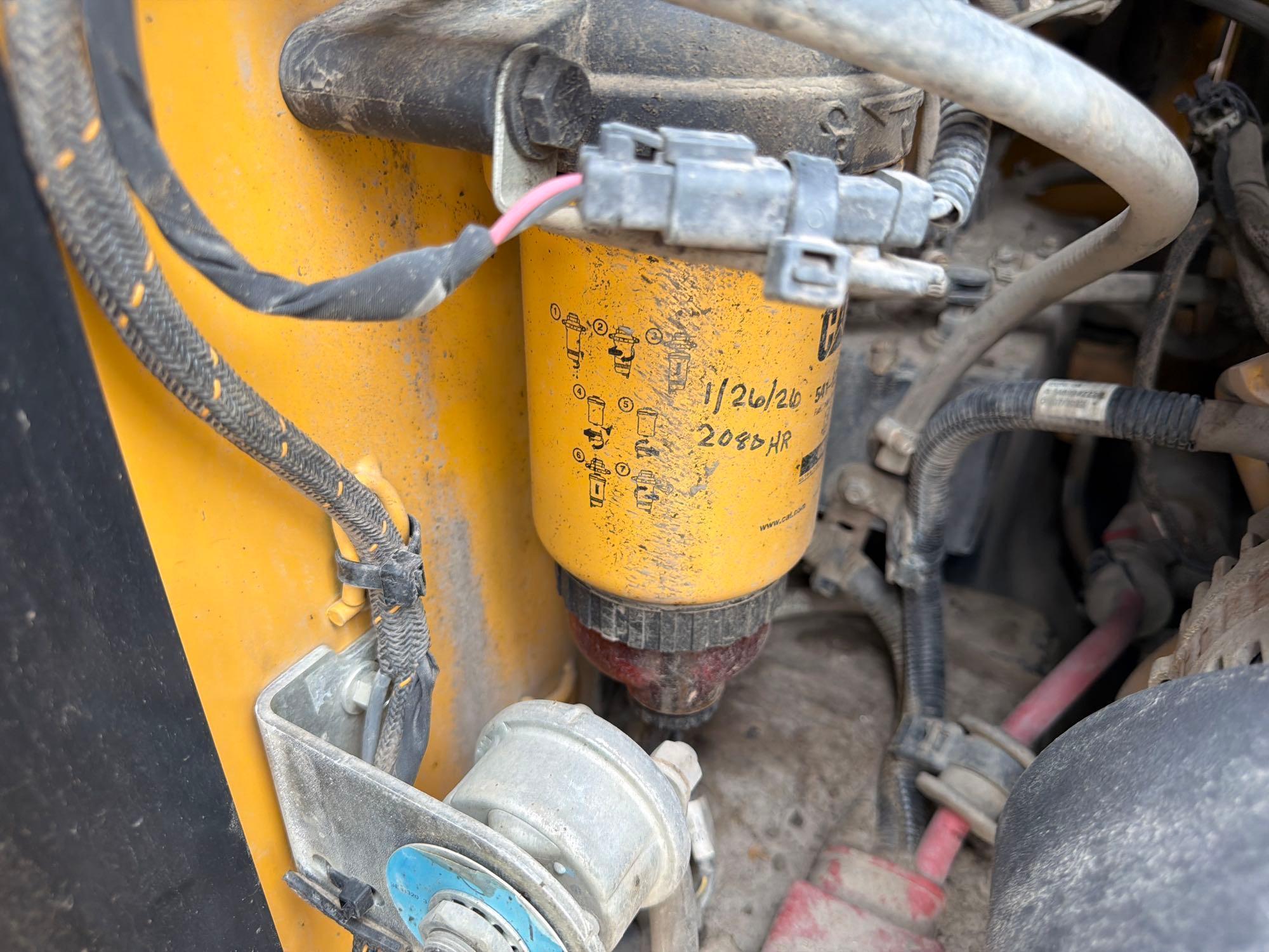 2022 Caterpillar 262