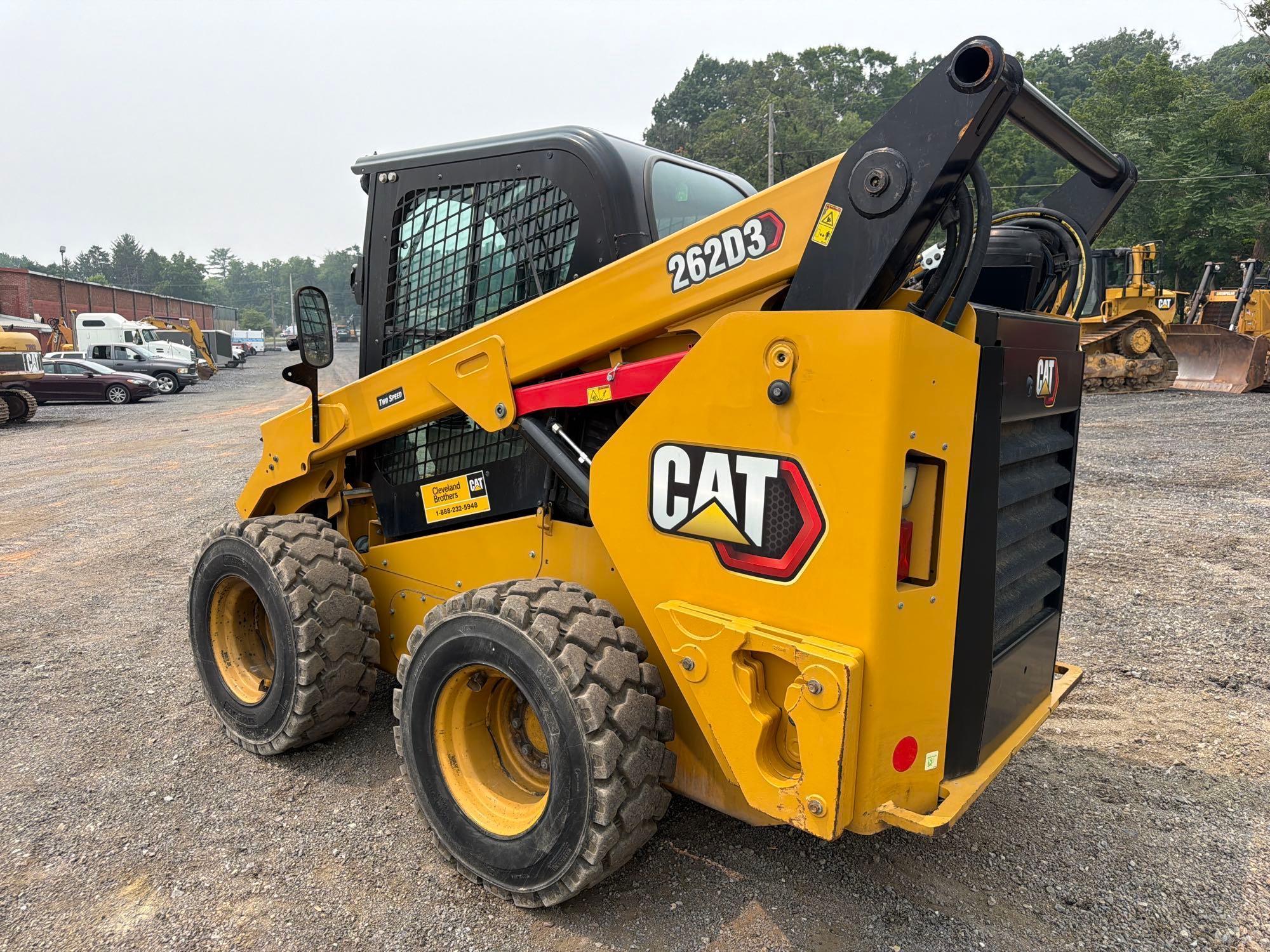 2022 Caterpillar 262