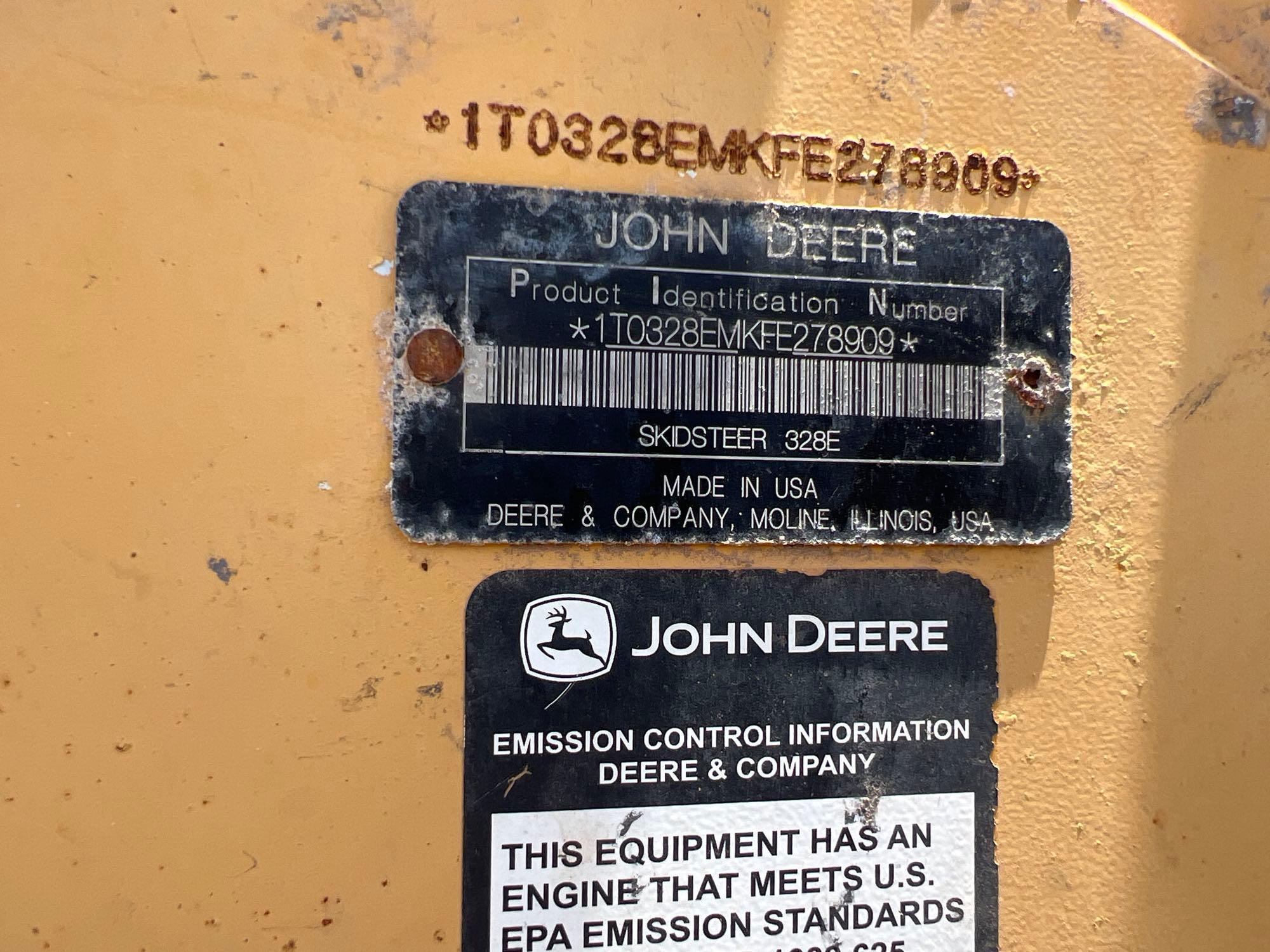 2015 John Deere 328E