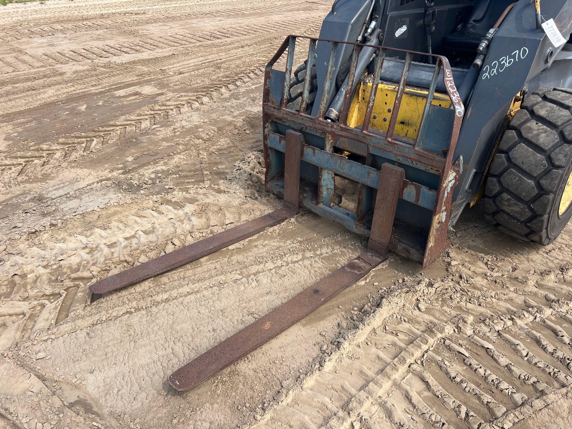New Holland LS180B