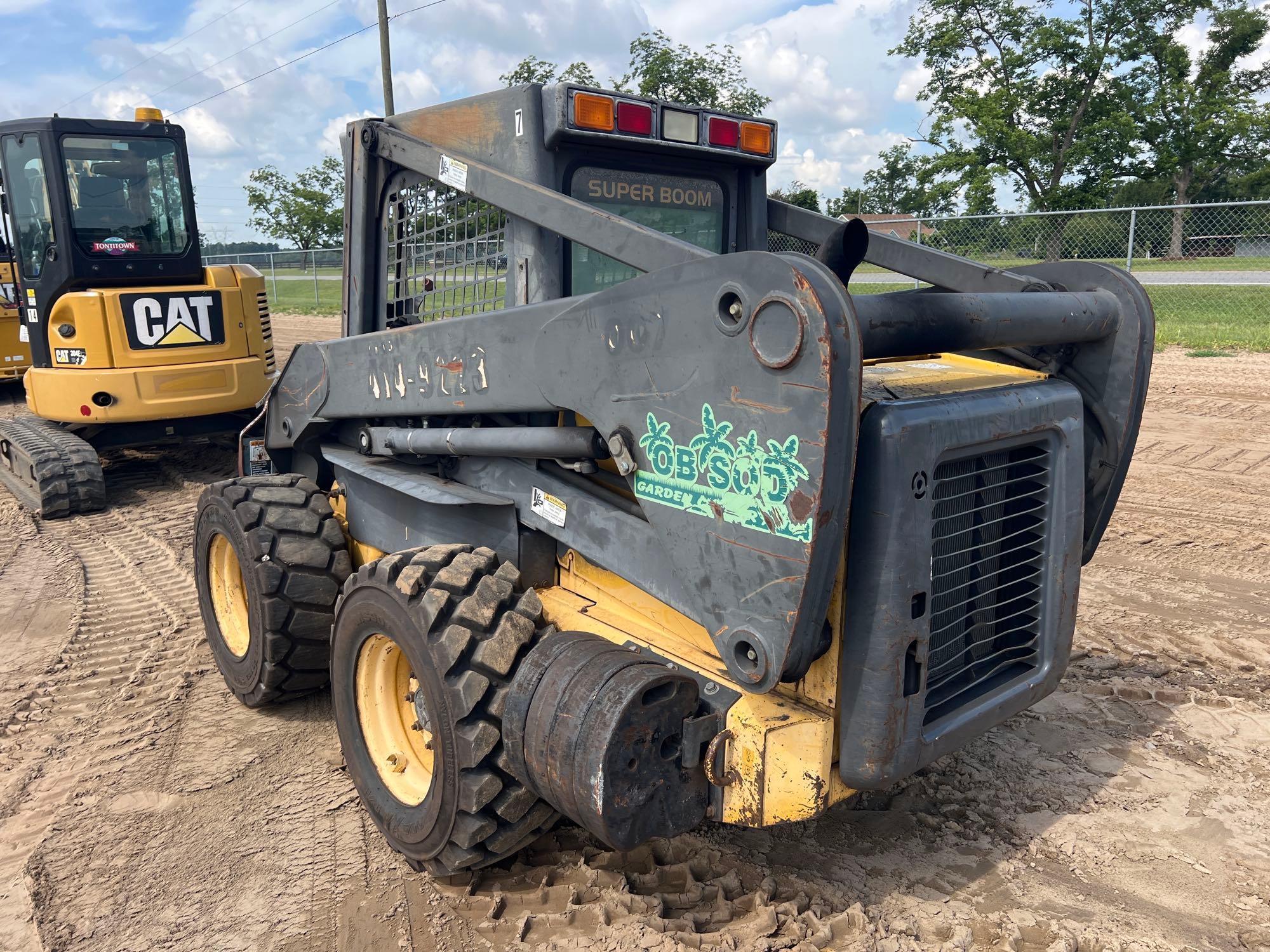 New Holland LS180B