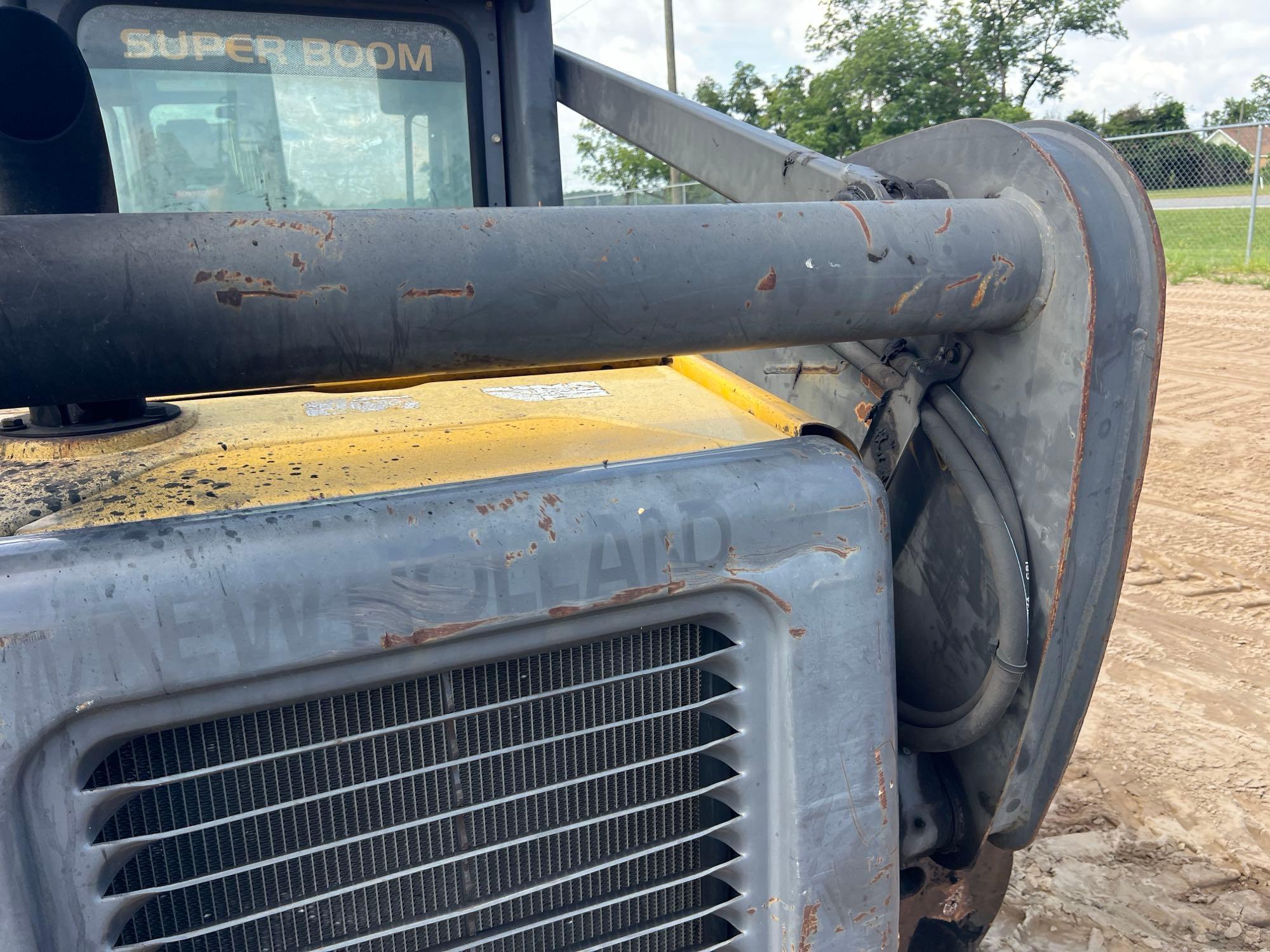 New Holland LS180B