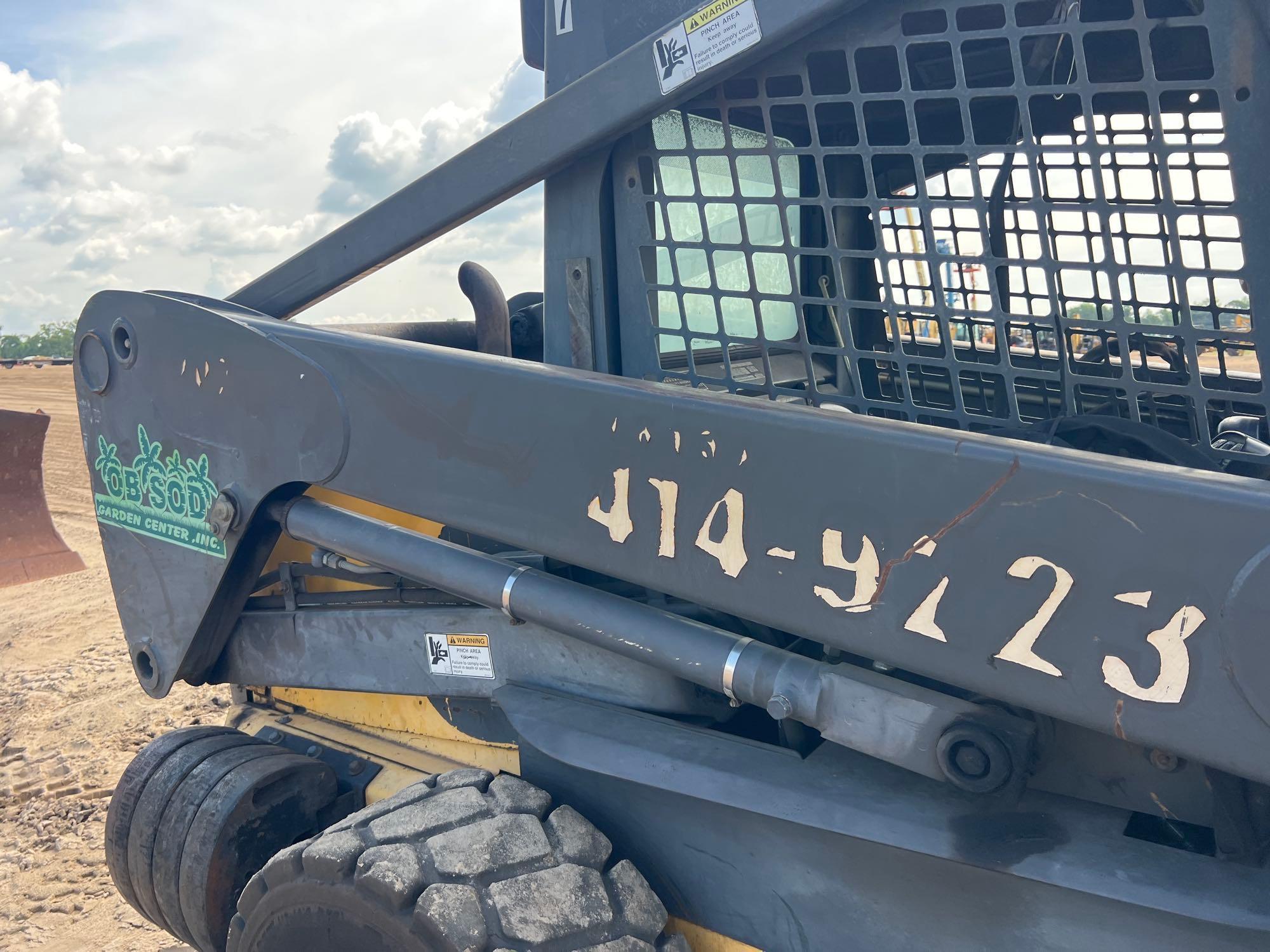 New Holland LS180B