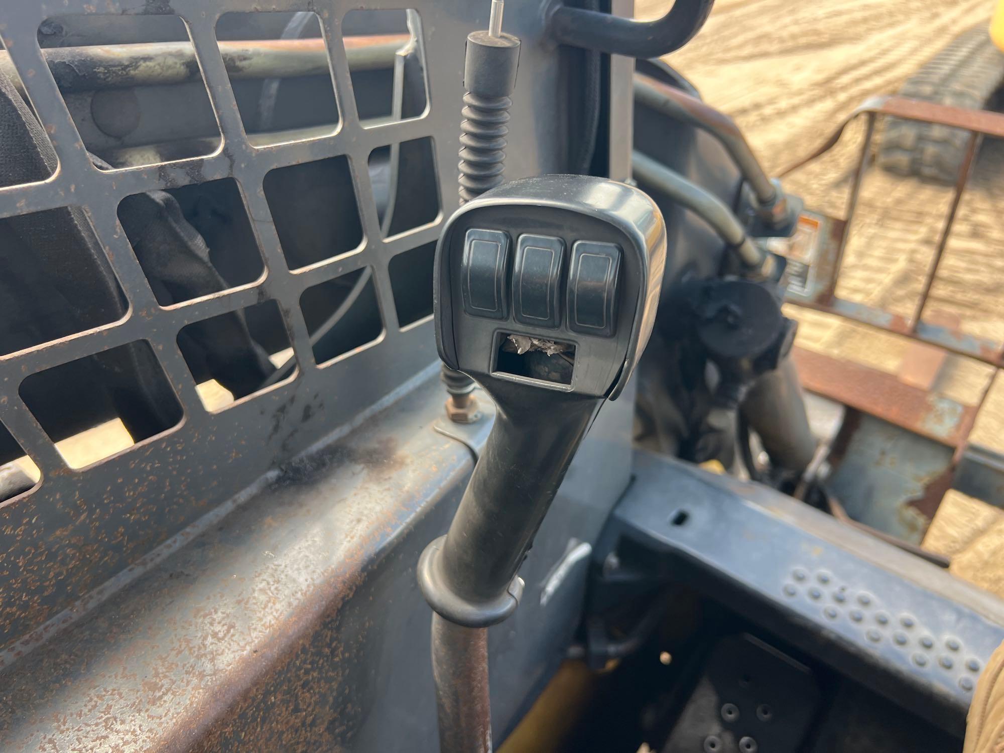 New Holland LS180B