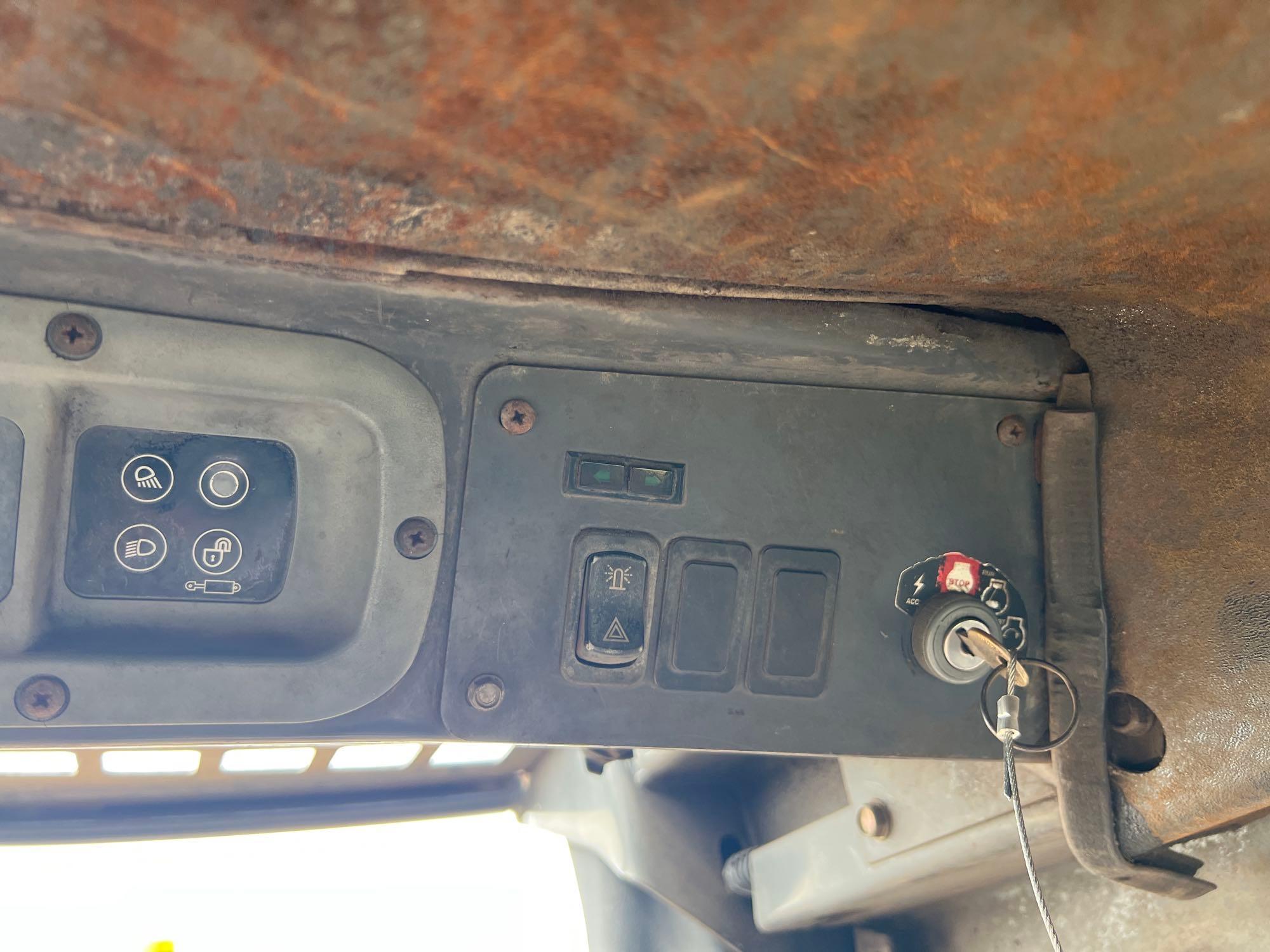 New Holland LS180B