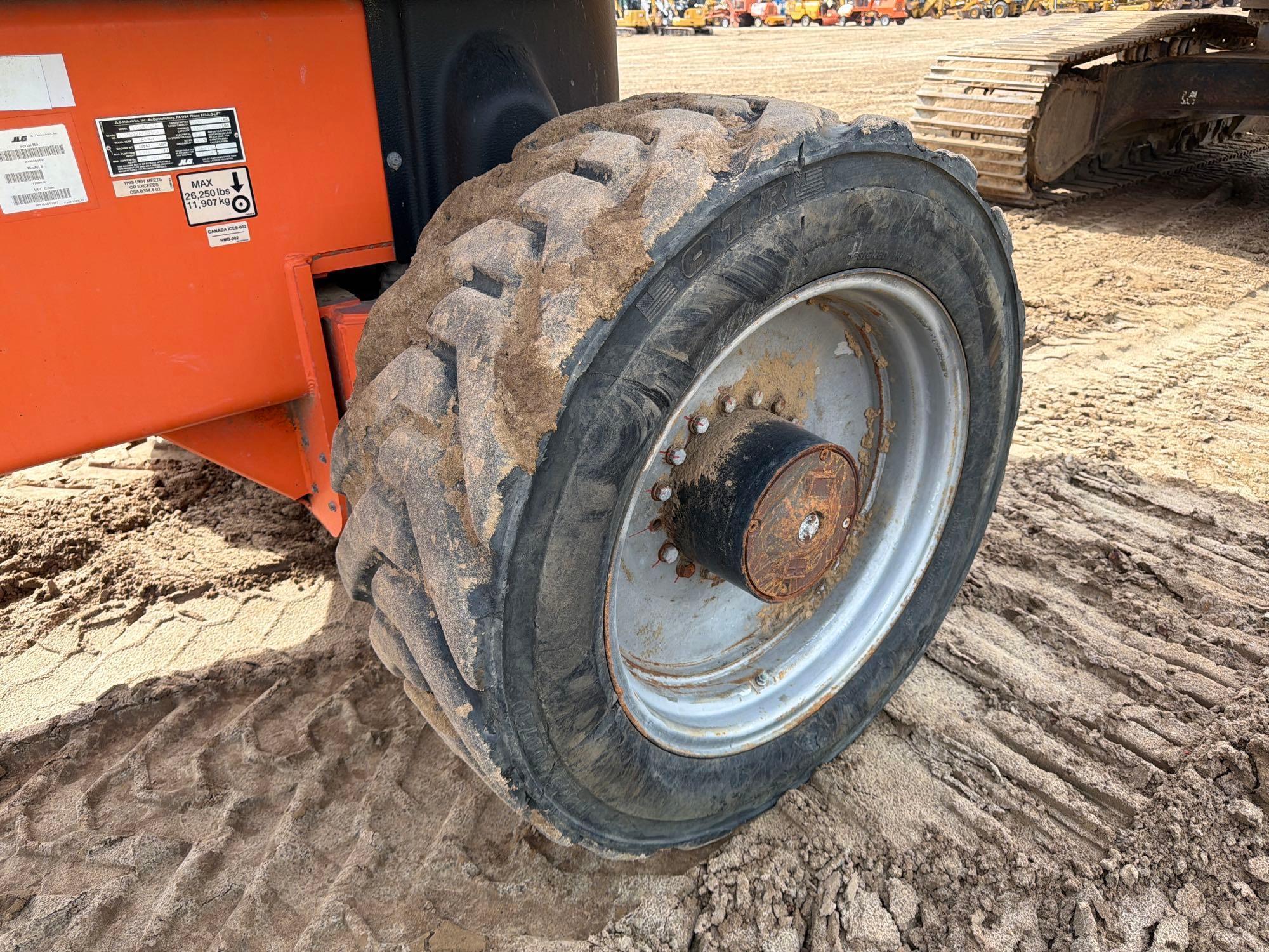 2021 JLG 1200SJP