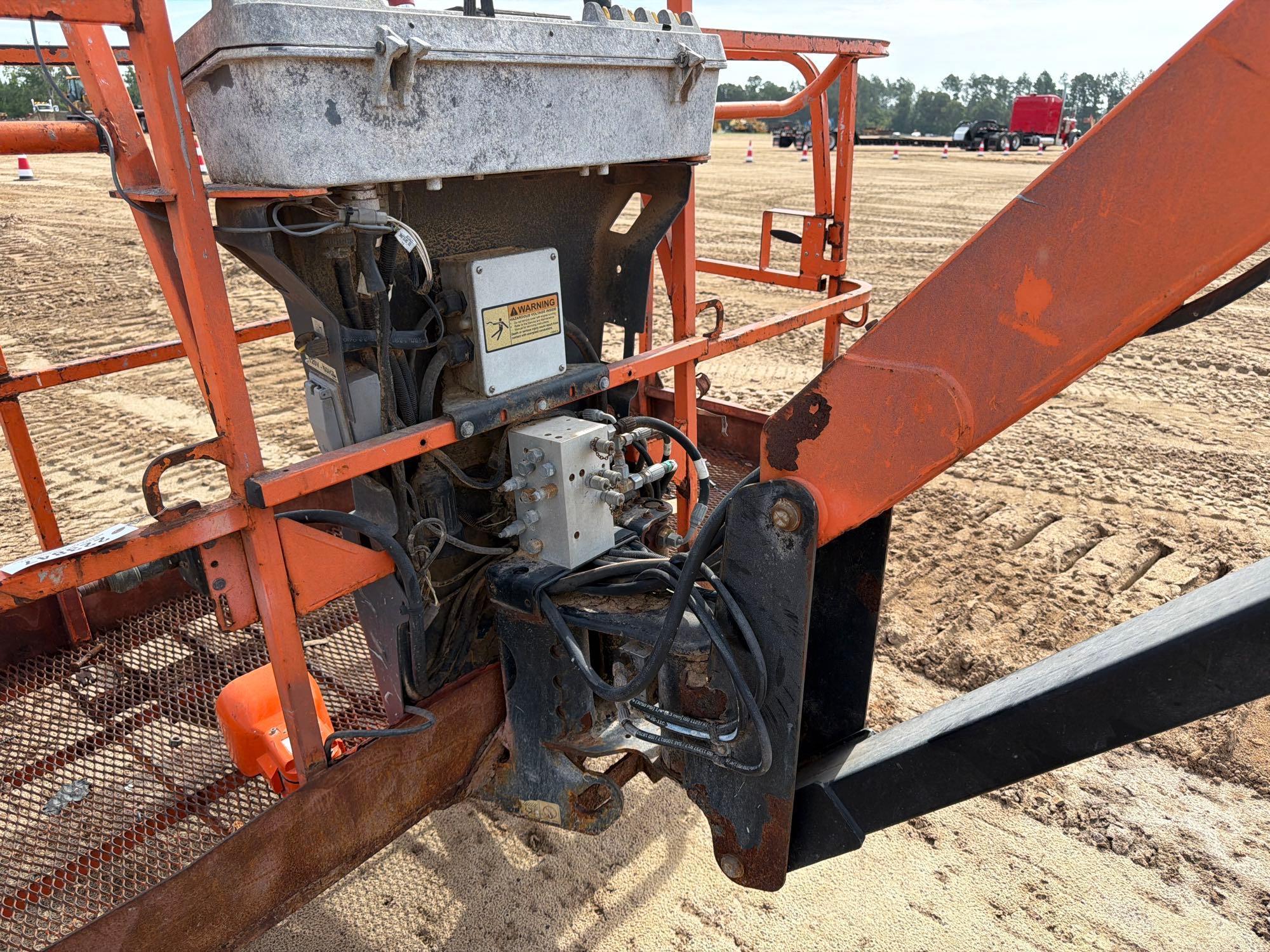 2021 JLG 1200SJP