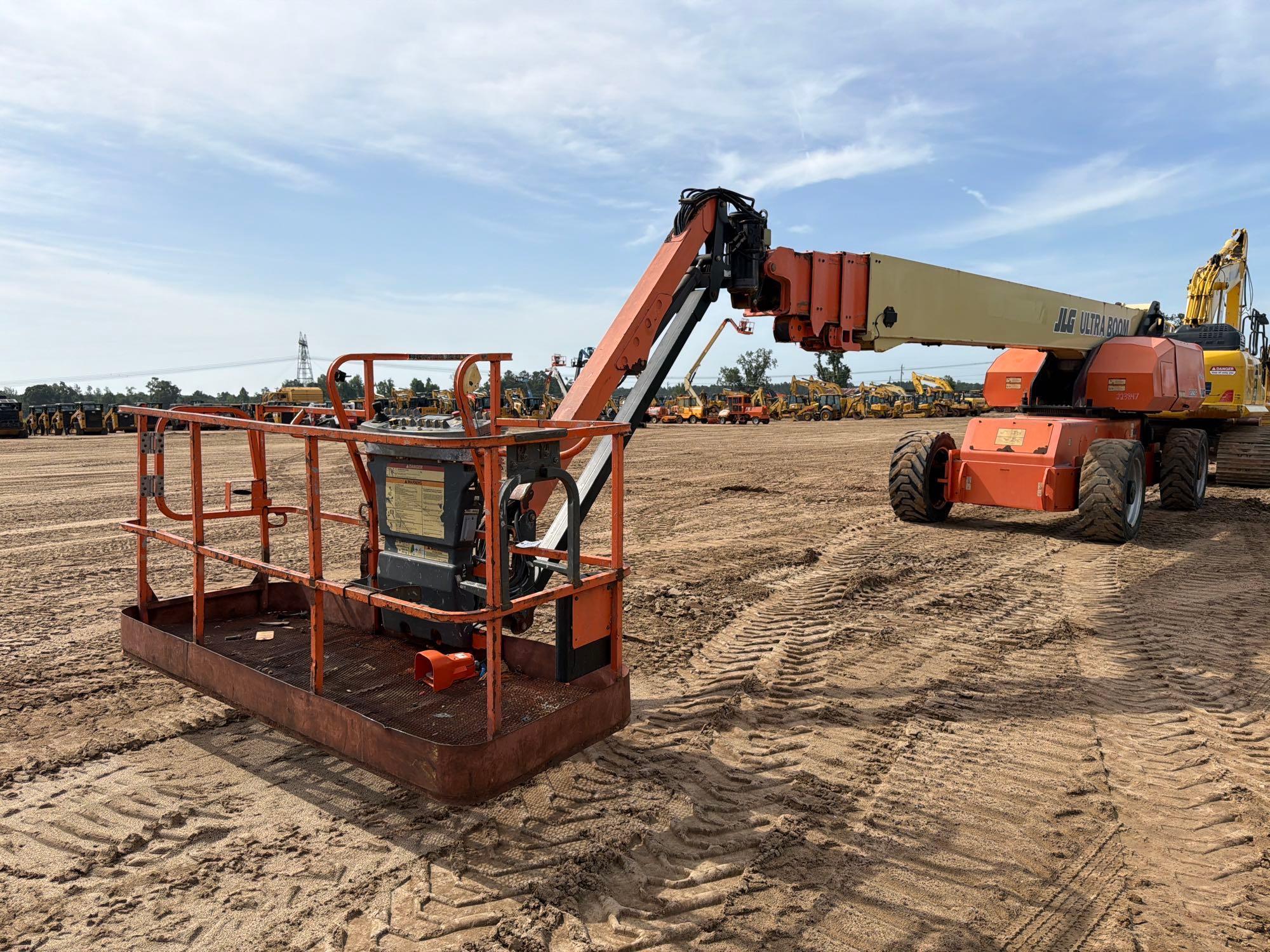 2021 JLG 1200SJP