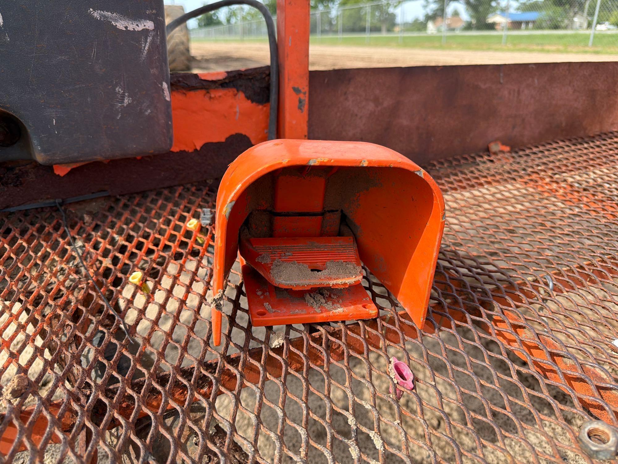 2021 JLG 1200SJP