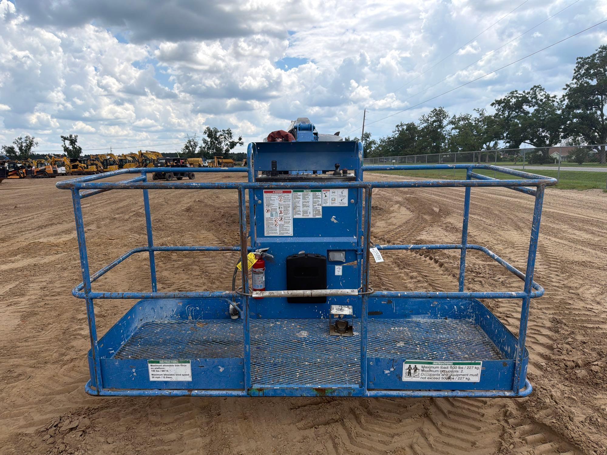 2014 Genie S-85