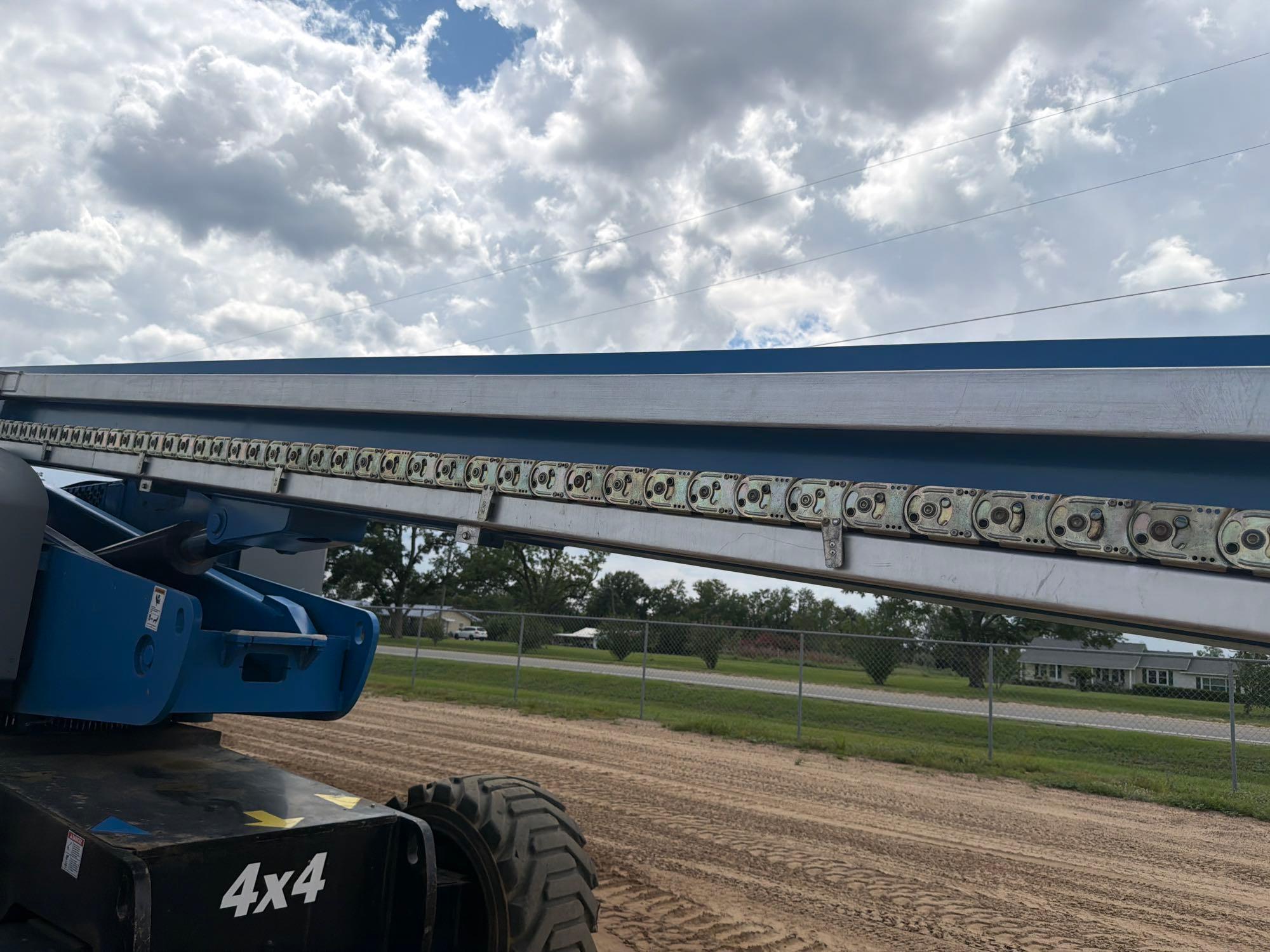 2014 Genie S-85