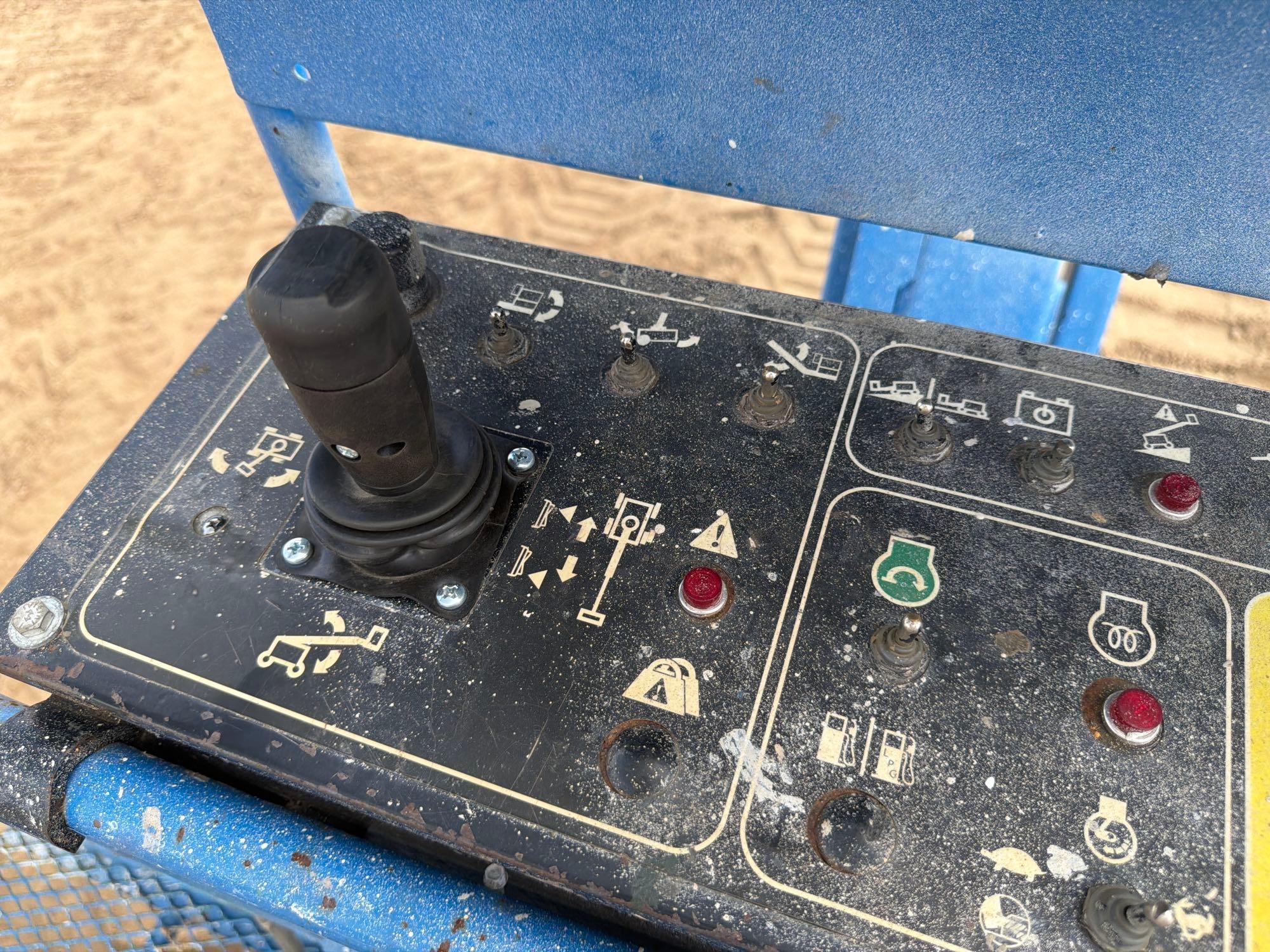 2014 Genie S-85