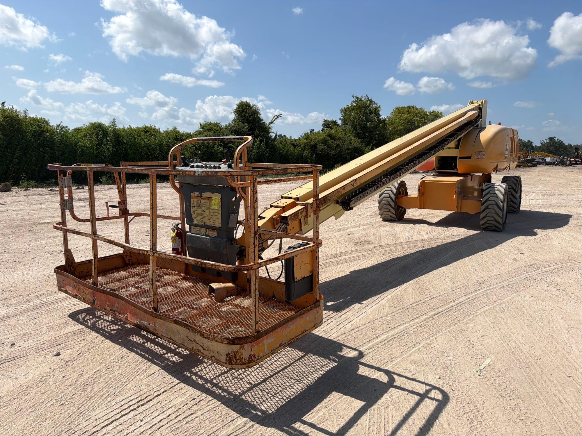 2007 JLG 800S