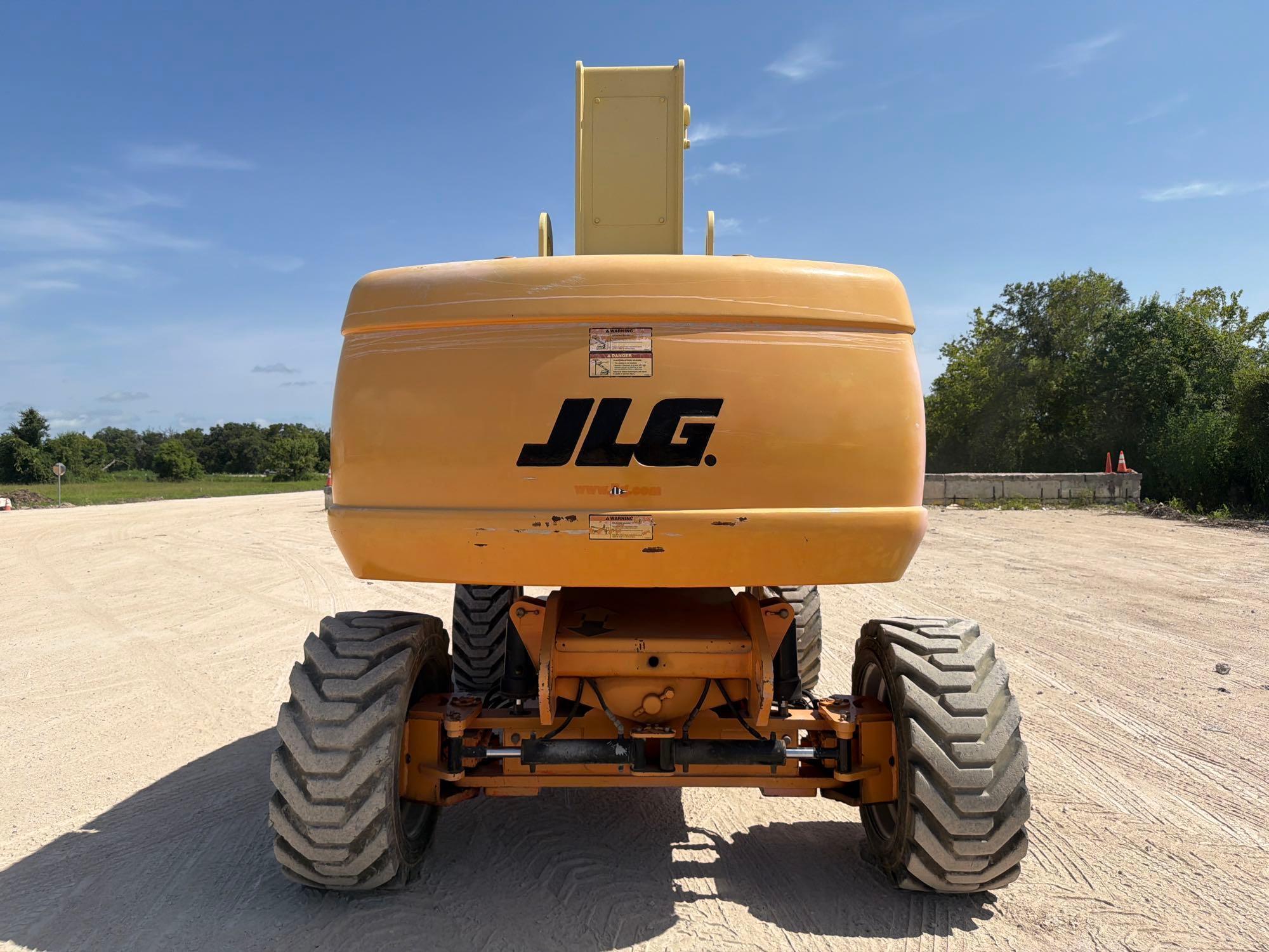 2007 JLG 800S