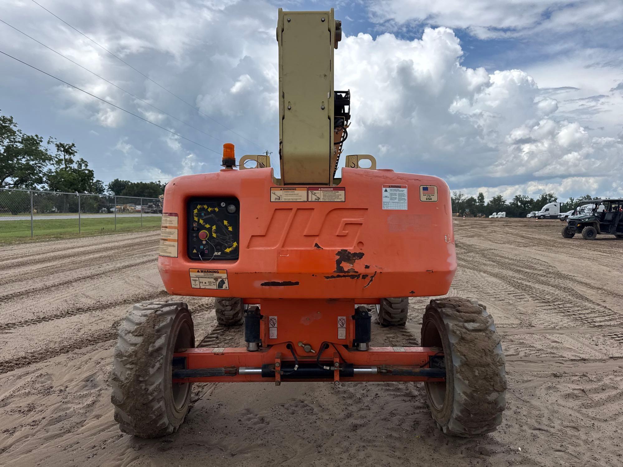 2018 JLG M600JP