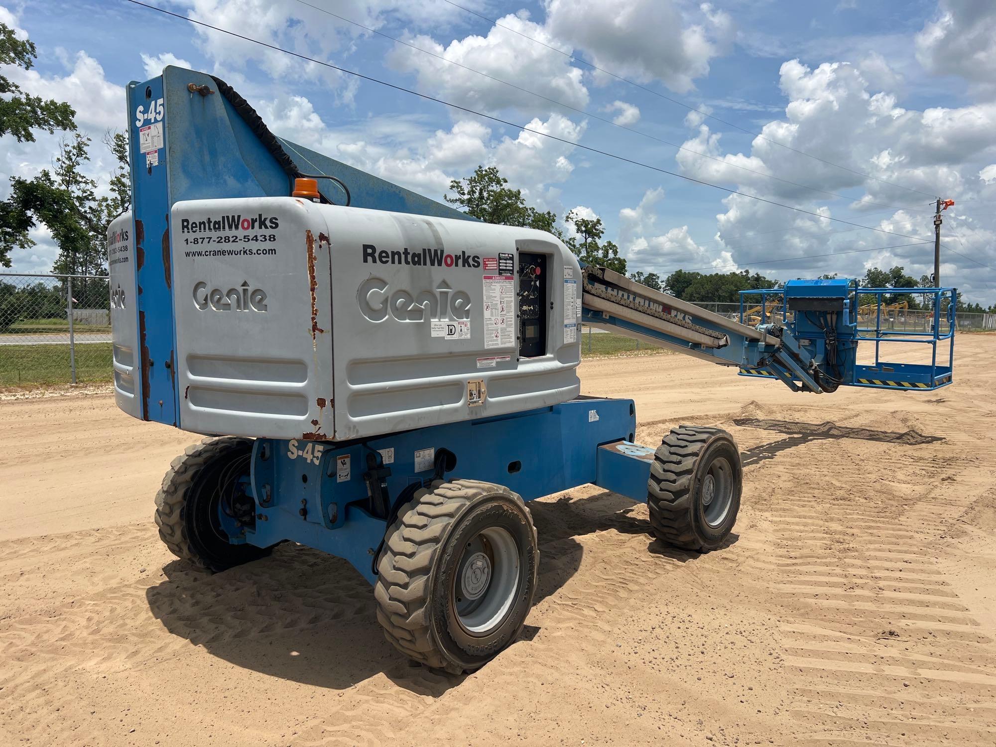 2017 Genie S-45