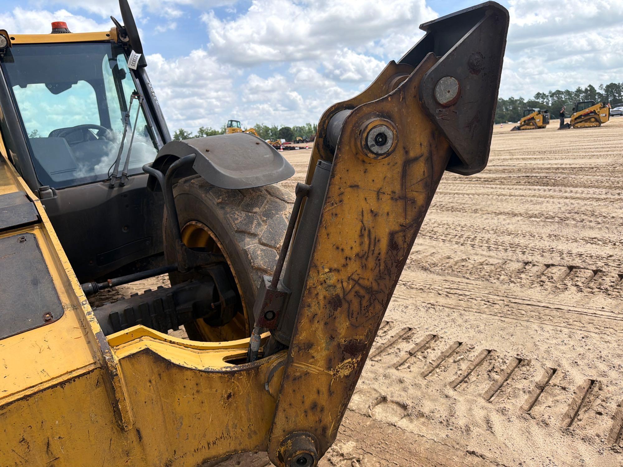 2019 Caterpillar TL1255