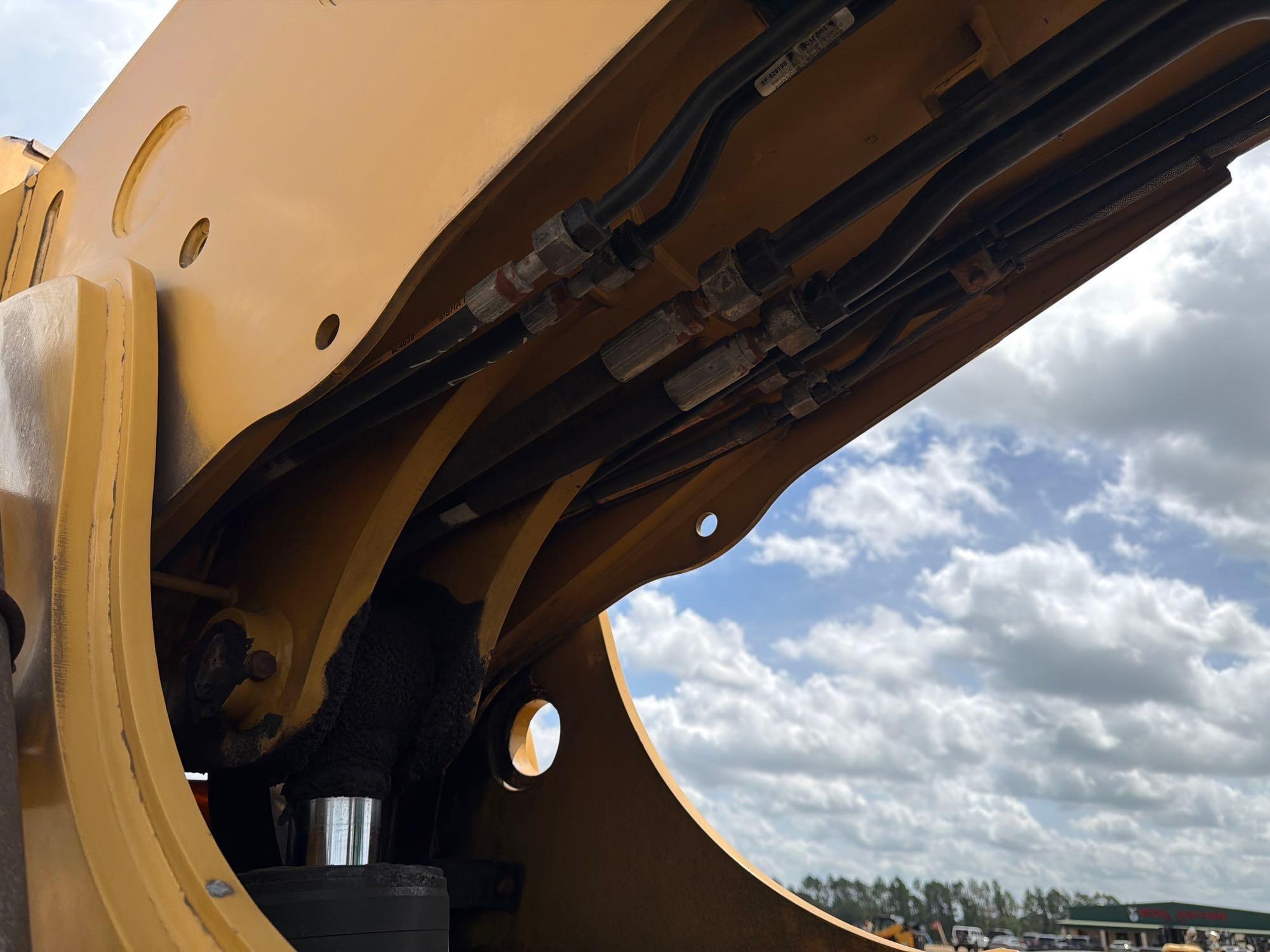 2019 Caterpillar TL1255