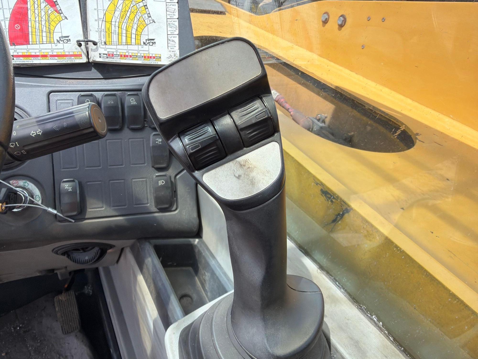 2019 Caterpillar TL1255