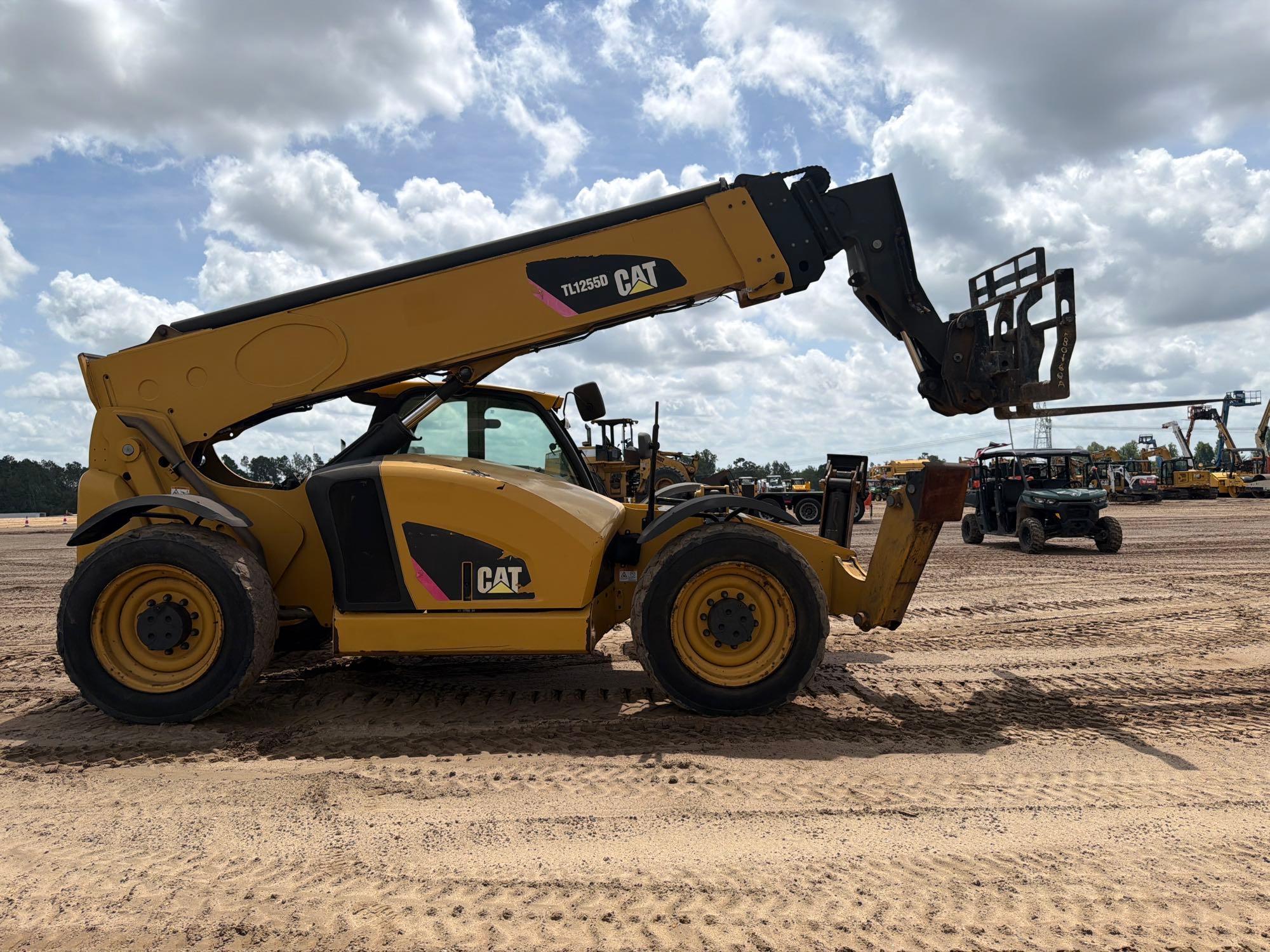 2019 Caterpillar TL1255