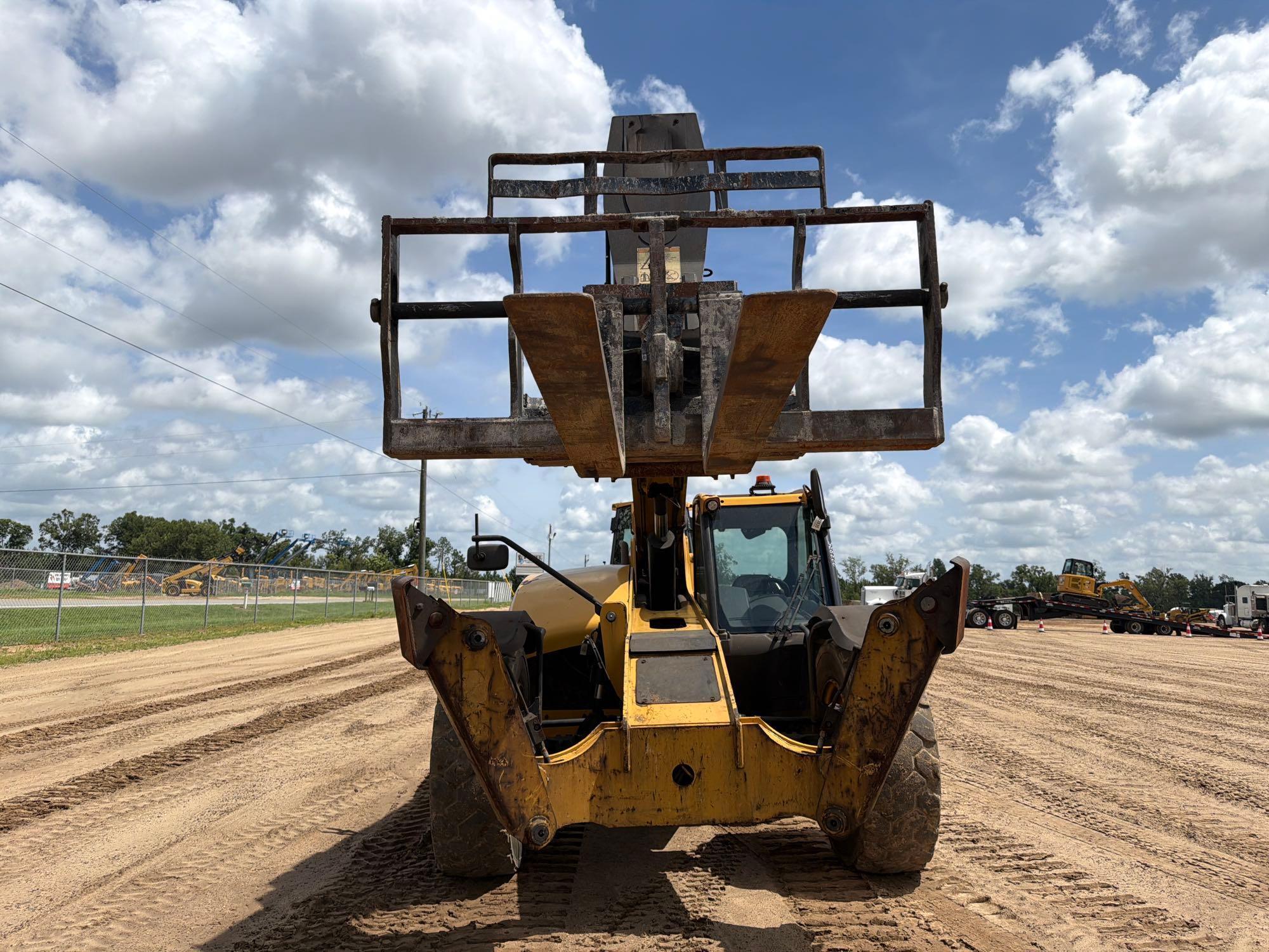 2019 Caterpillar TL1255
