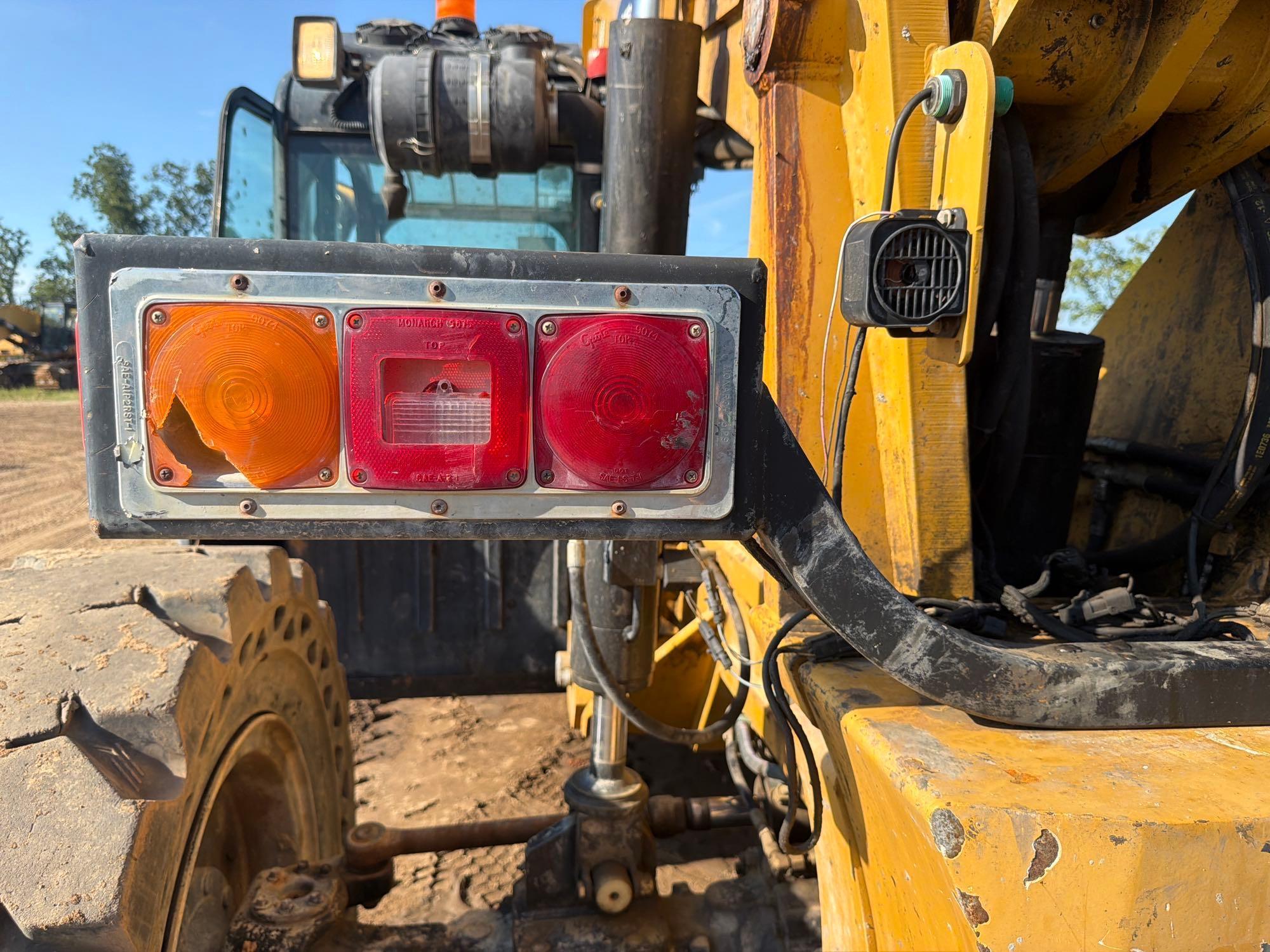 2012 Caterpillar TL1255C