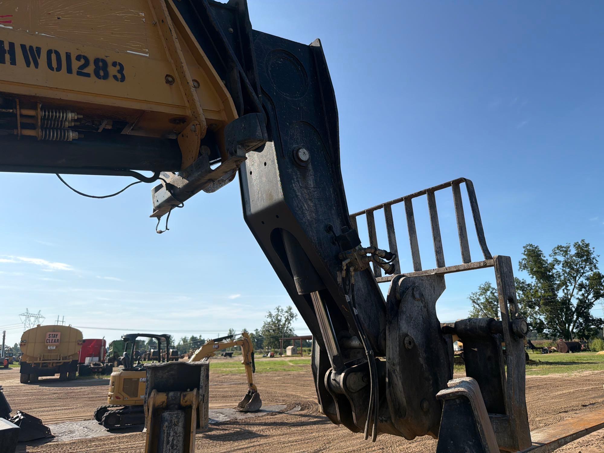 2012 Caterpillar TL1255C