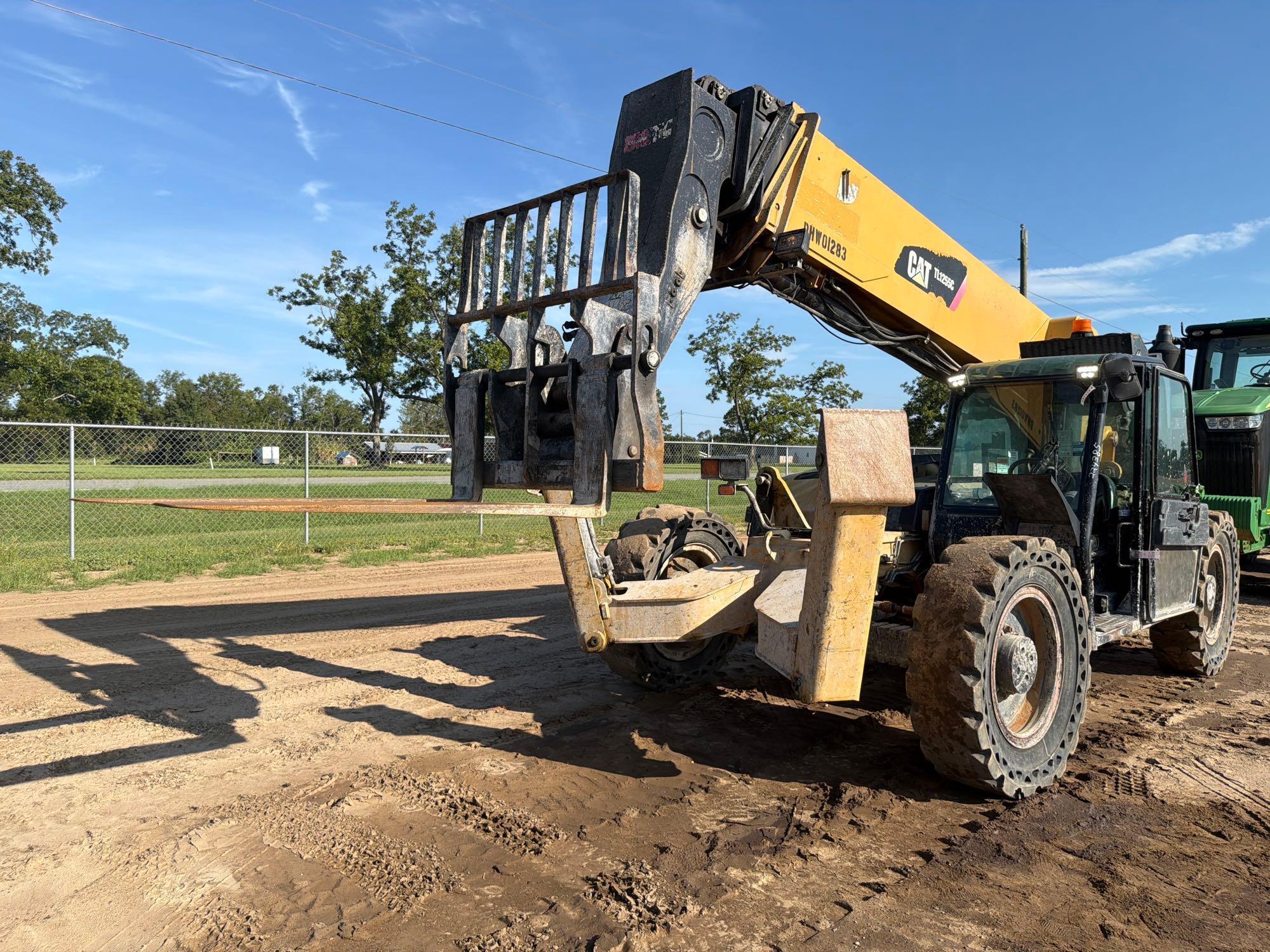 2012 Caterpillar TL1255C