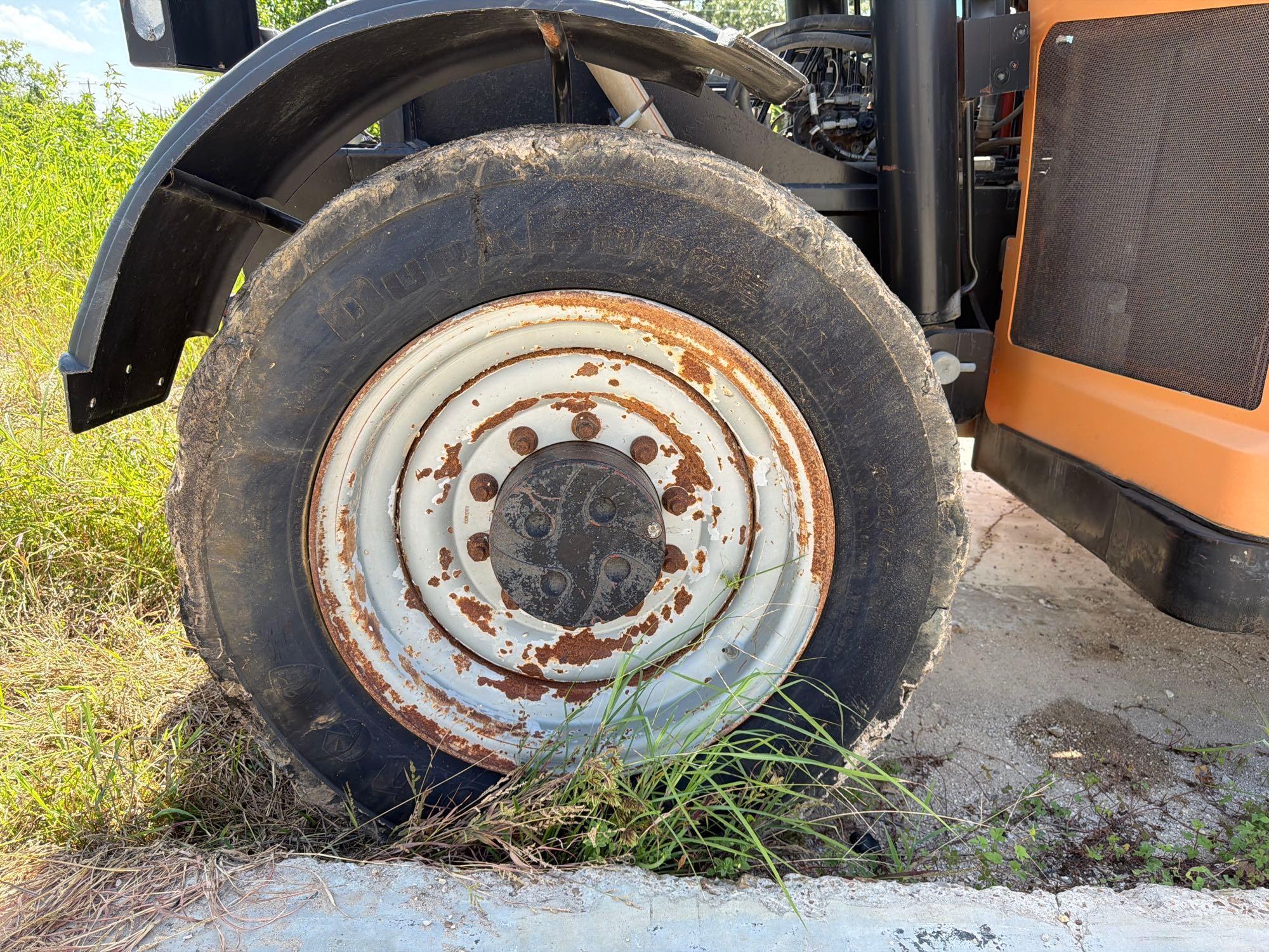 2014 JLG G12-55A