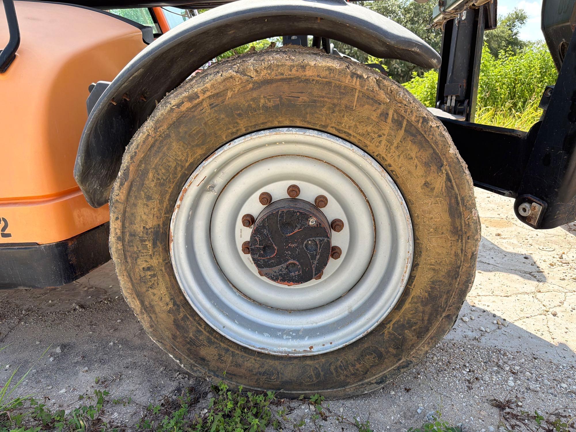 2014 JLG G12-55A