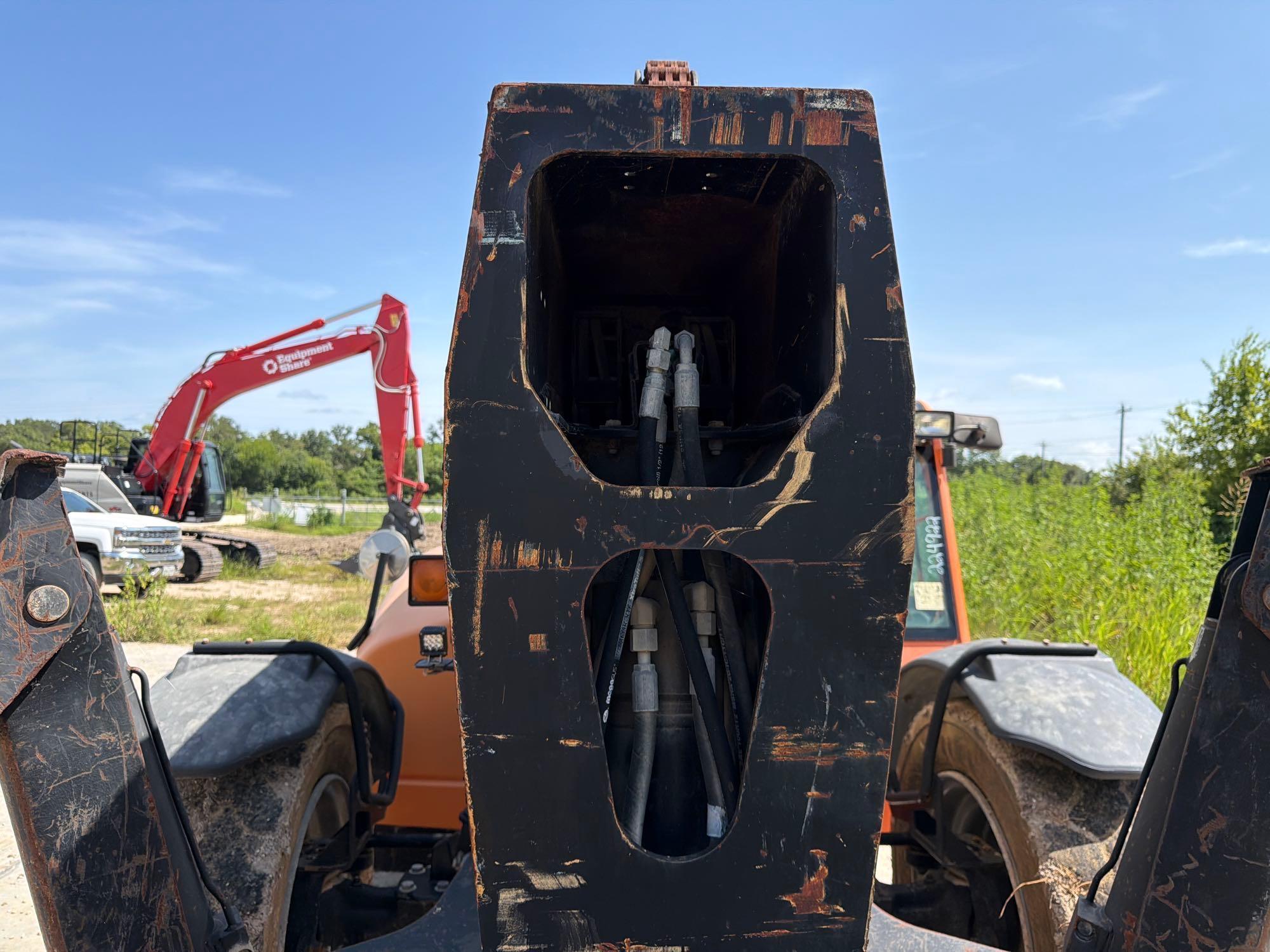 2014 JLG G12-55A