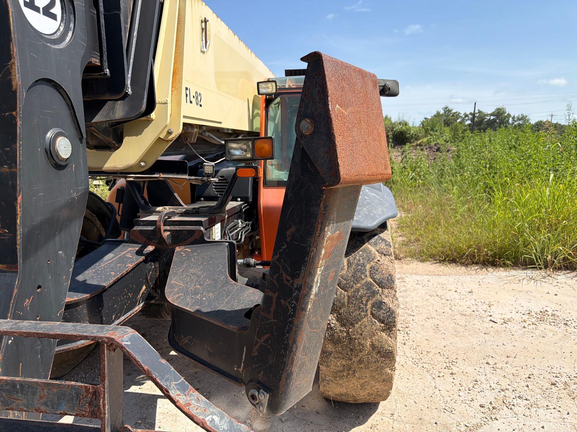 2014 JLG G12-55A