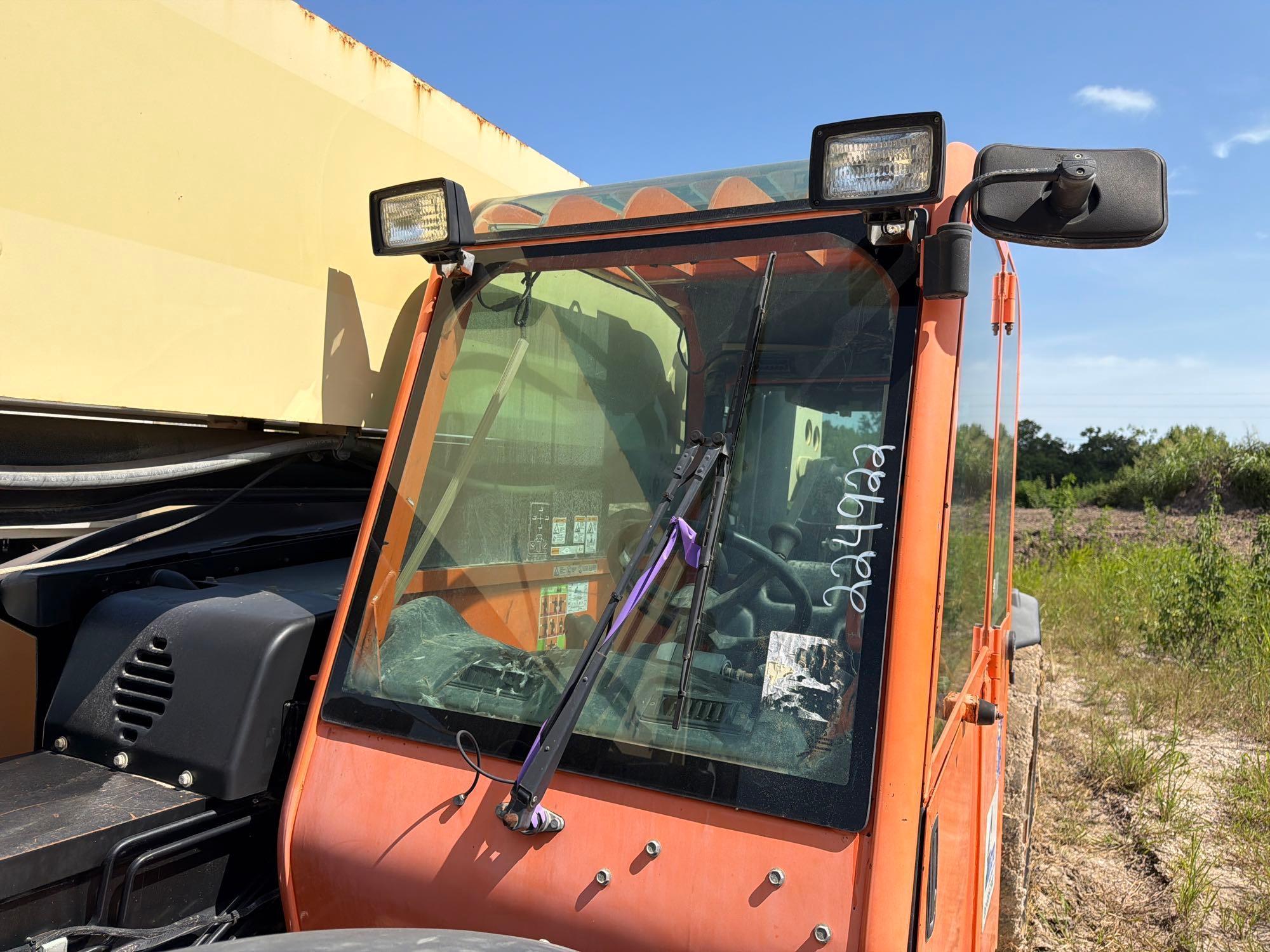 2014 JLG G12-55A