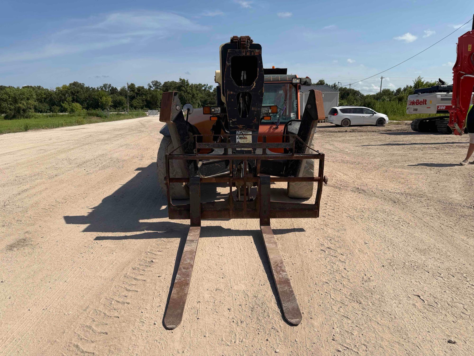 2014 JLG G12-55A