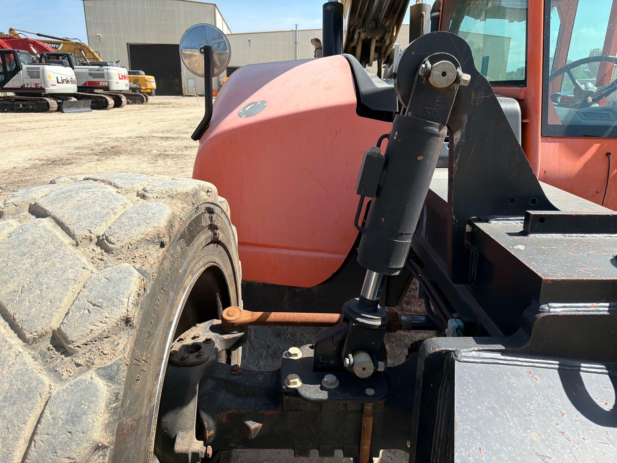2014 JLG G12-55A