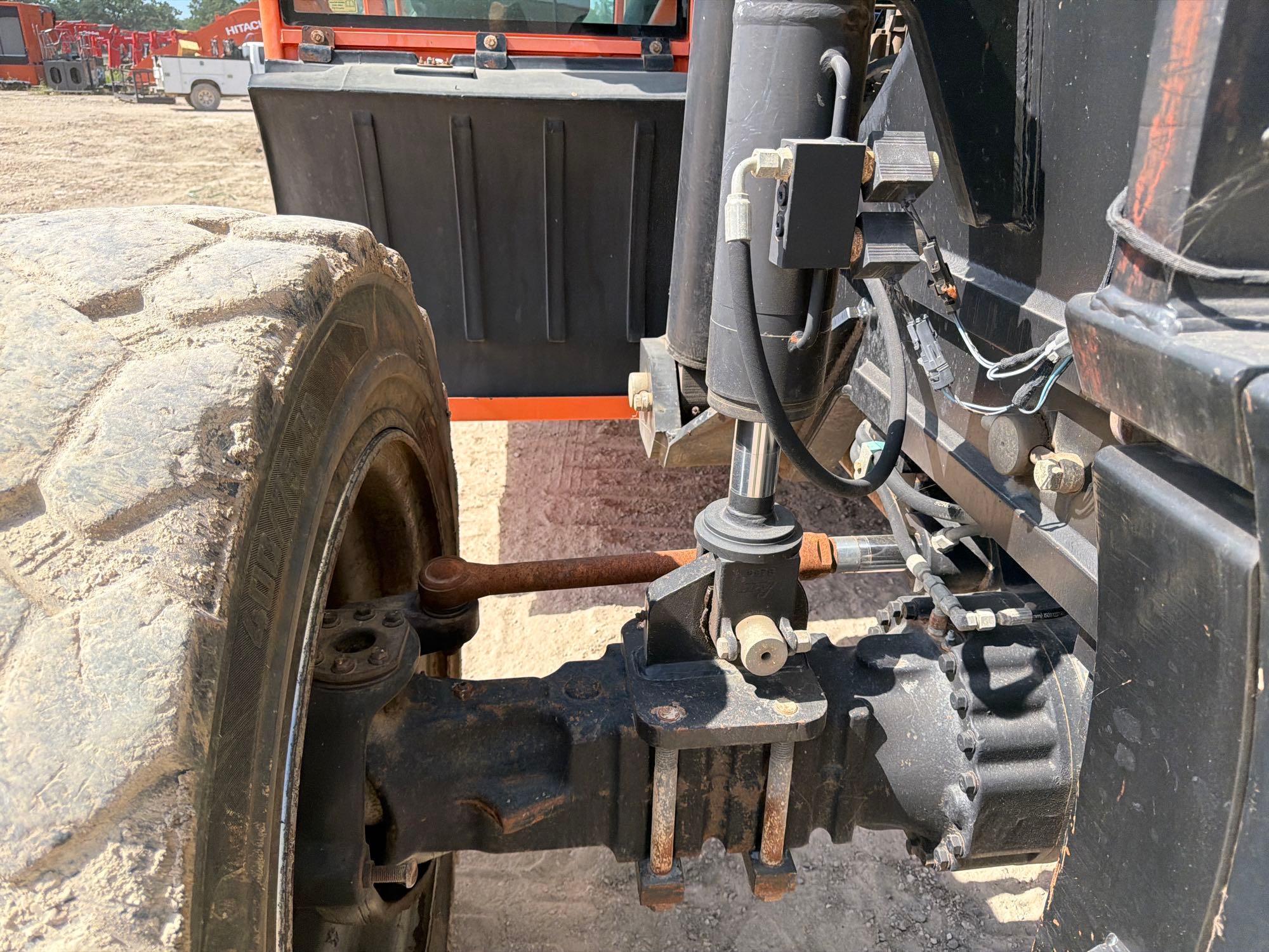 2014 JLG G12-55A