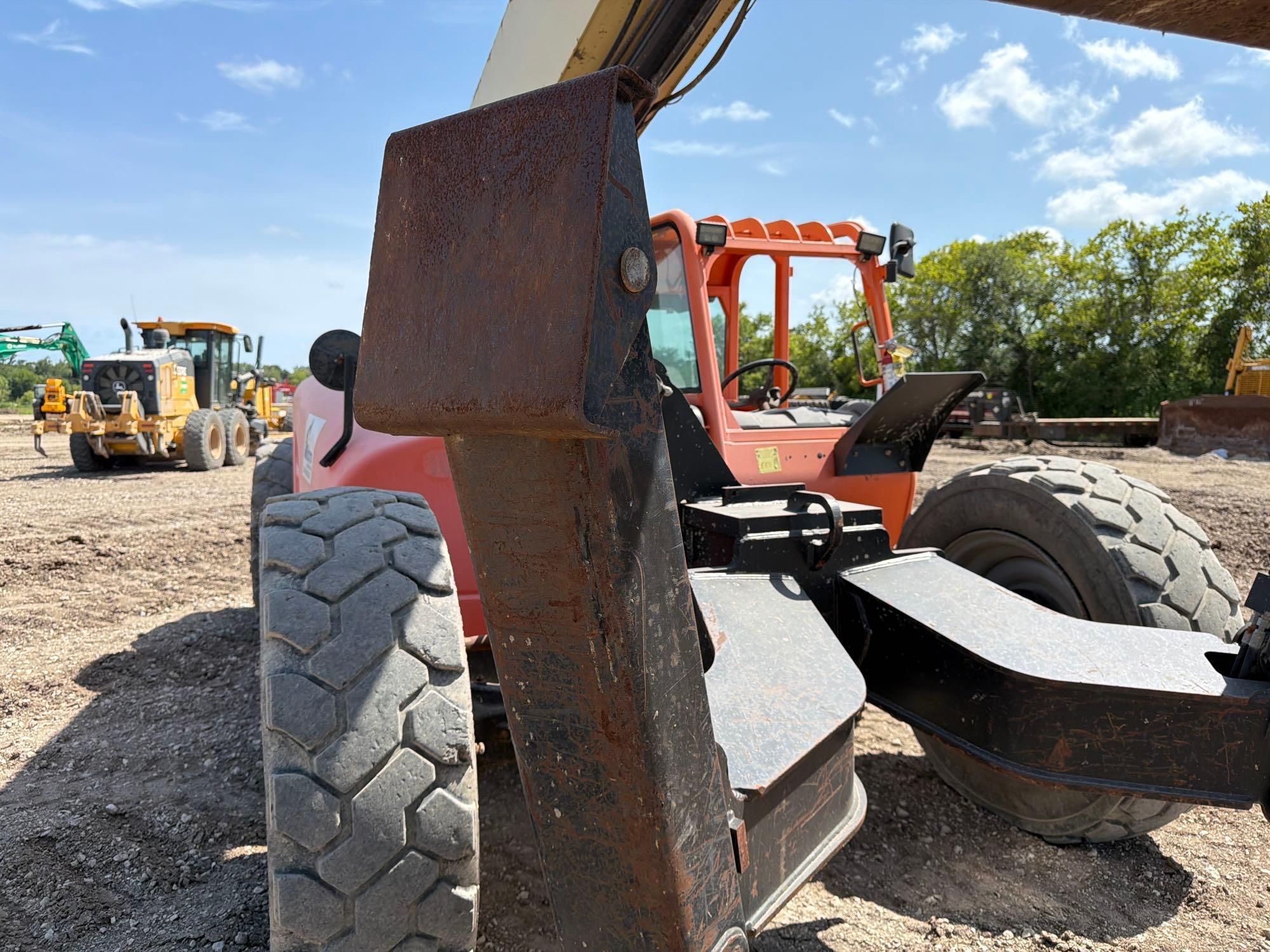 2015 JLG G12-55A