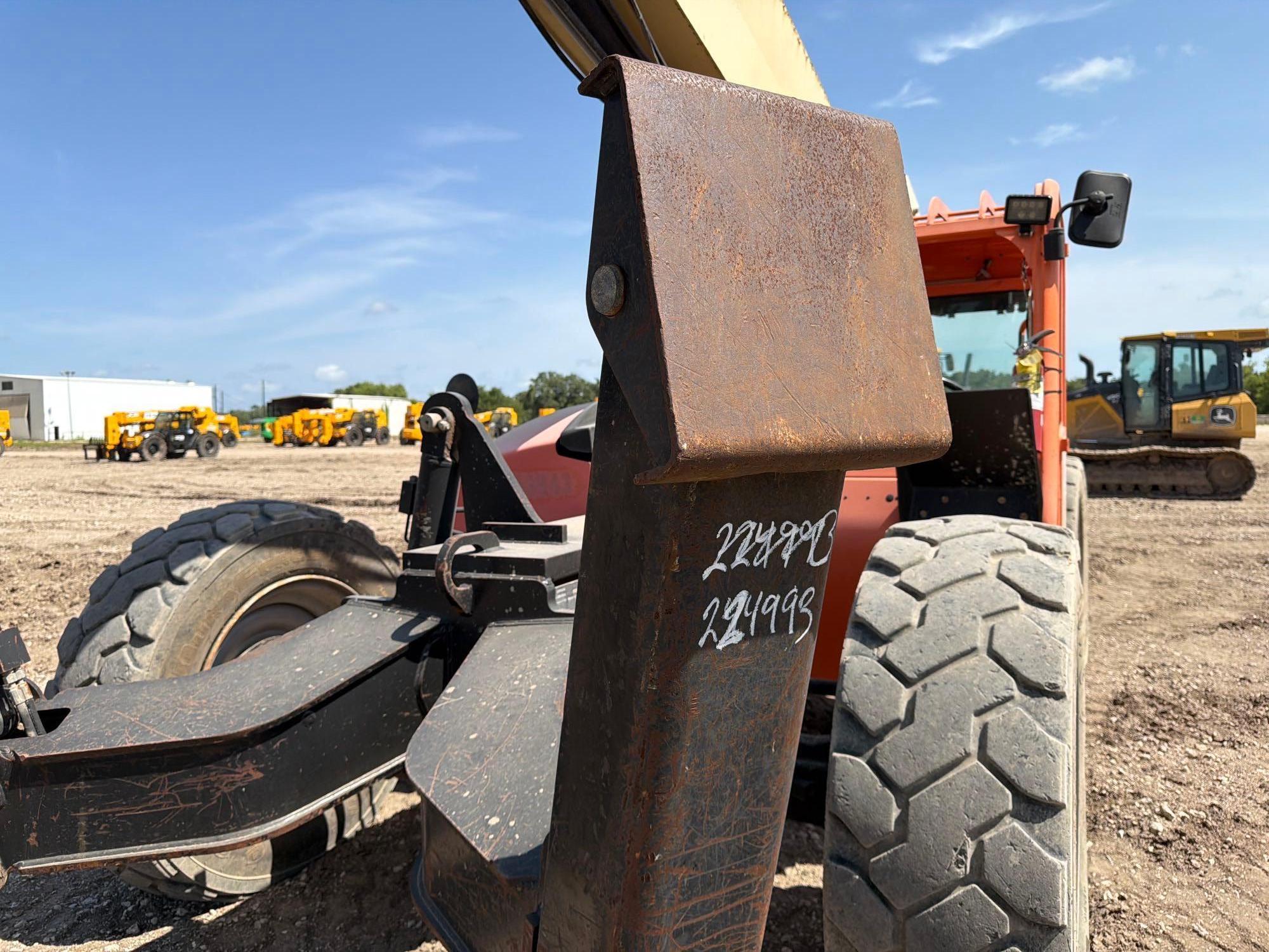2015 JLG G12-55A