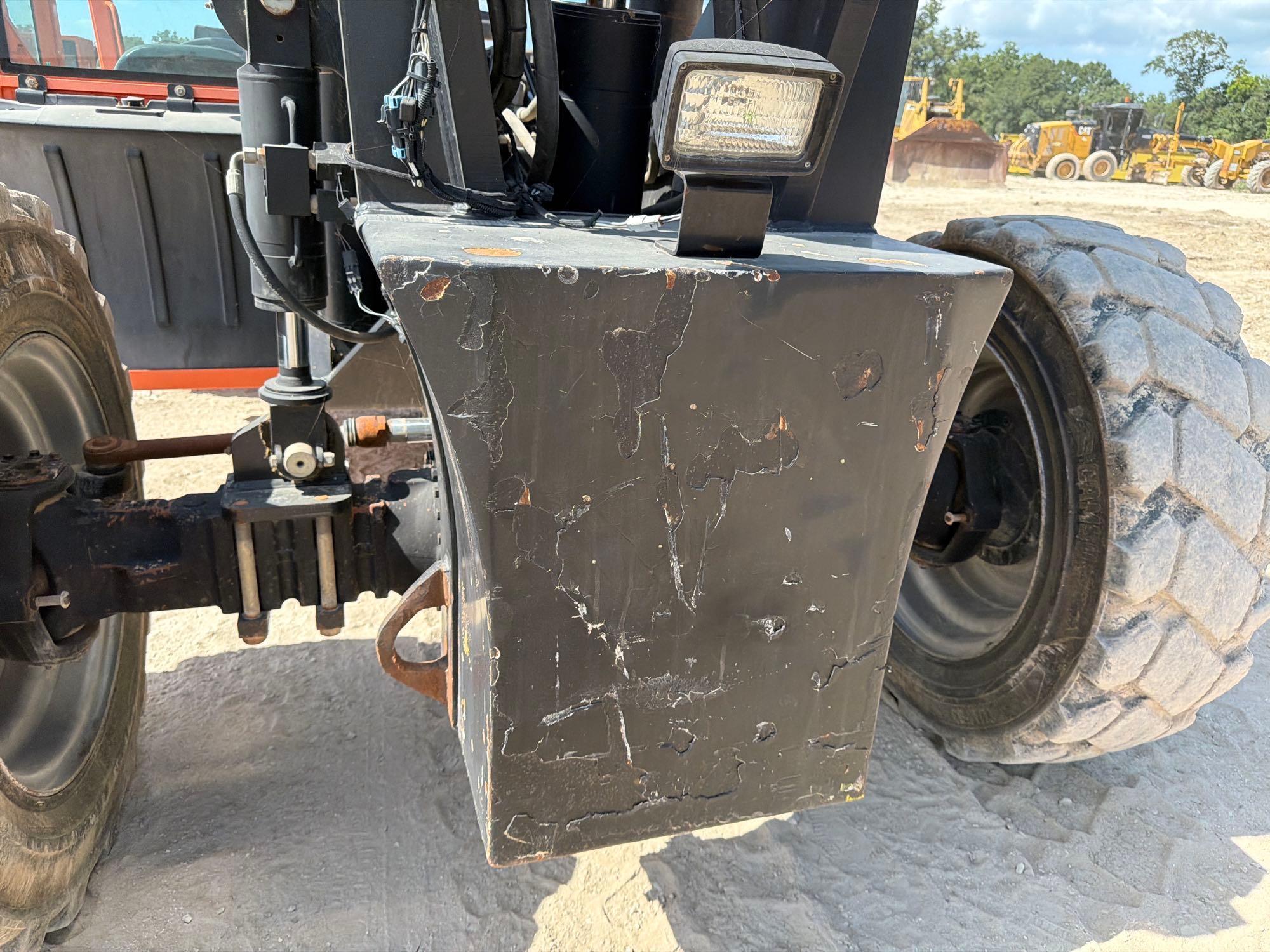 2013 JLG G12-55A