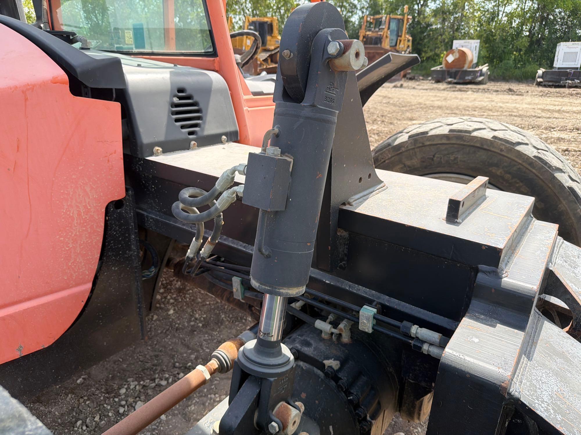 2013 JLG G12-55A